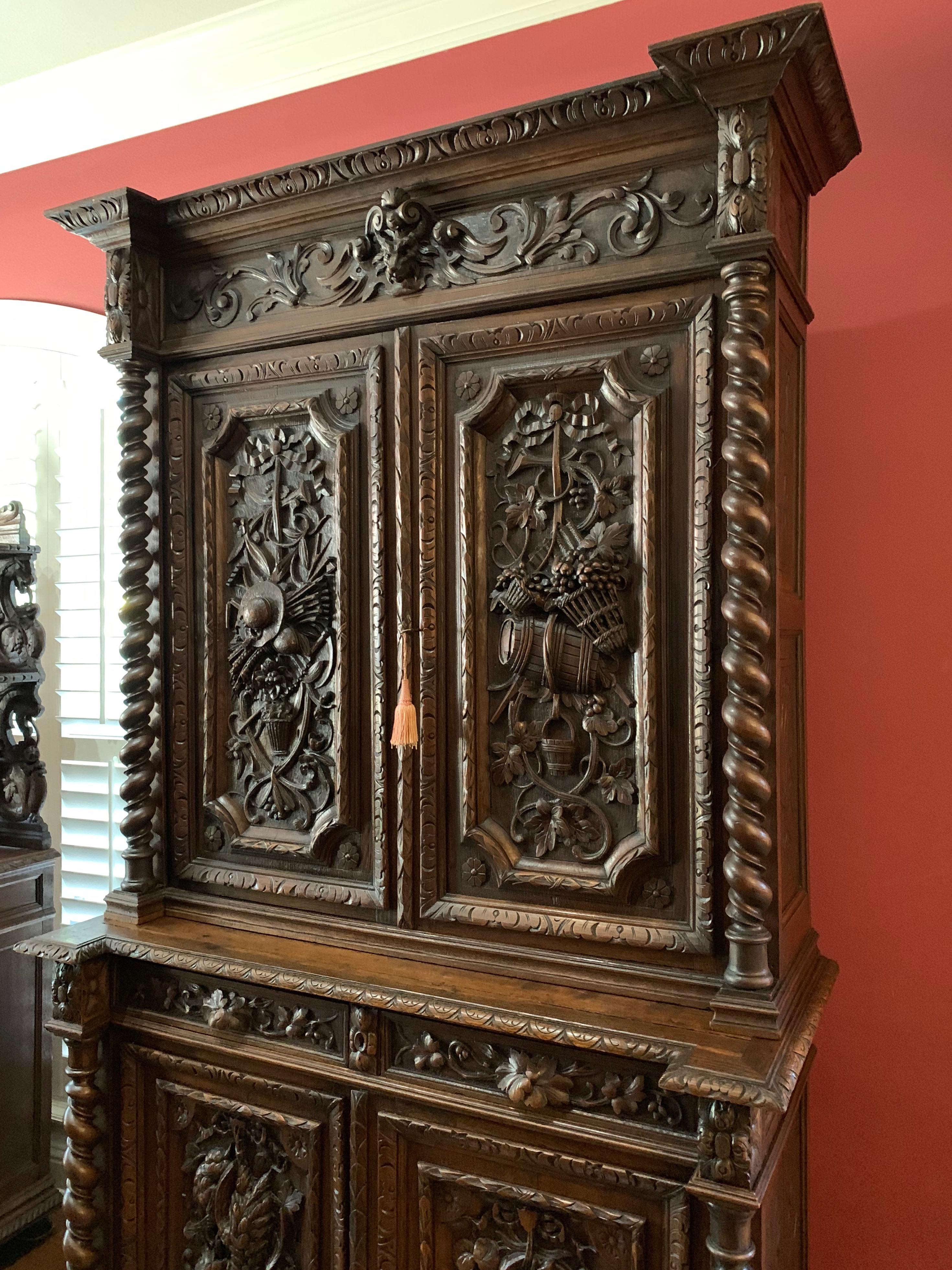 19th Century French Carved Oak Hunt Cabinet Bookcase Barley Twist Renaissance 1