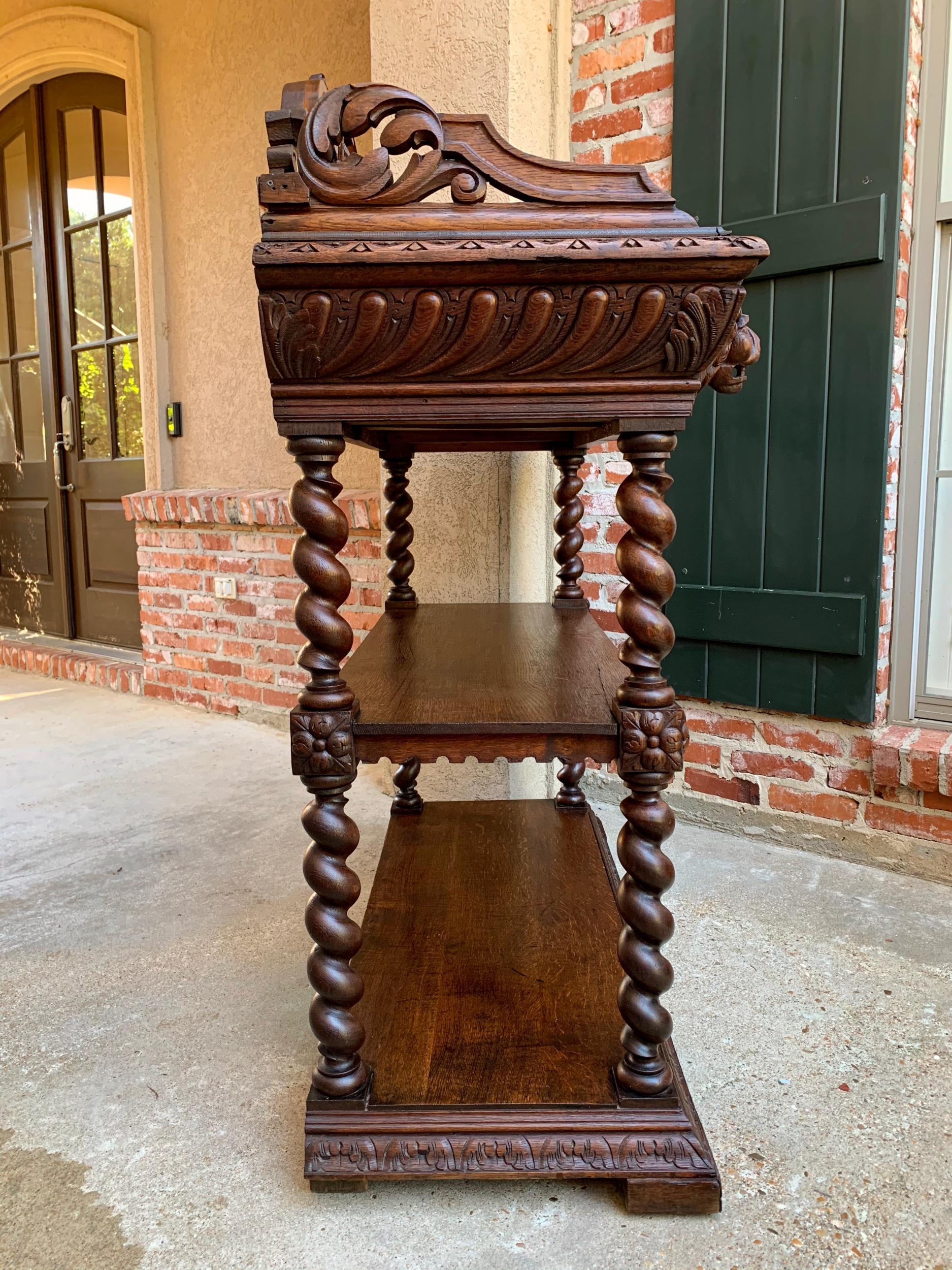 19th century French Carved Oak Hunt Server Sideboard Barley Twist Renaissance For Sale 1