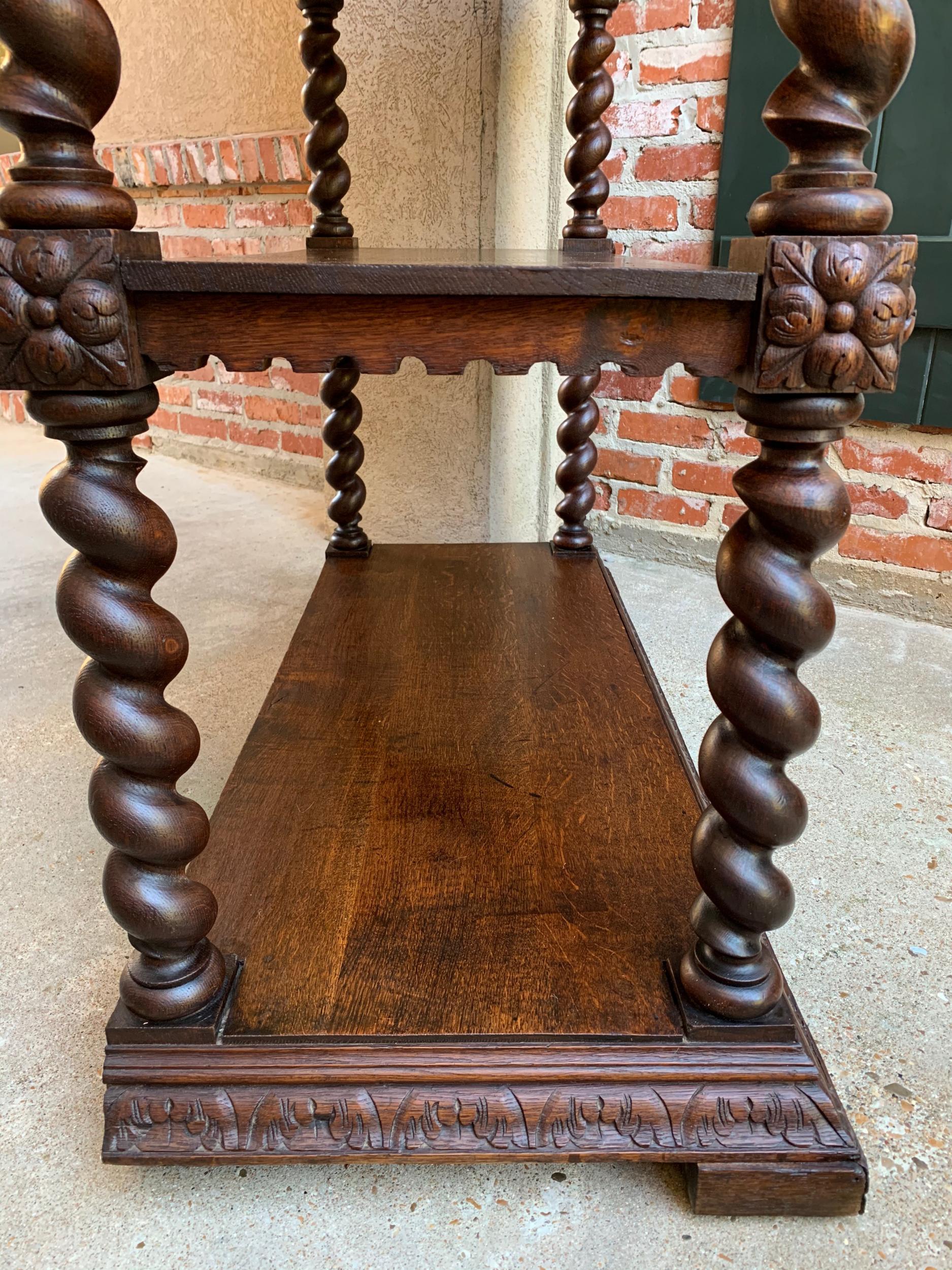 19th century French Carved Oak Hunt Server Sideboard Barley Twist Renaissance For Sale 4