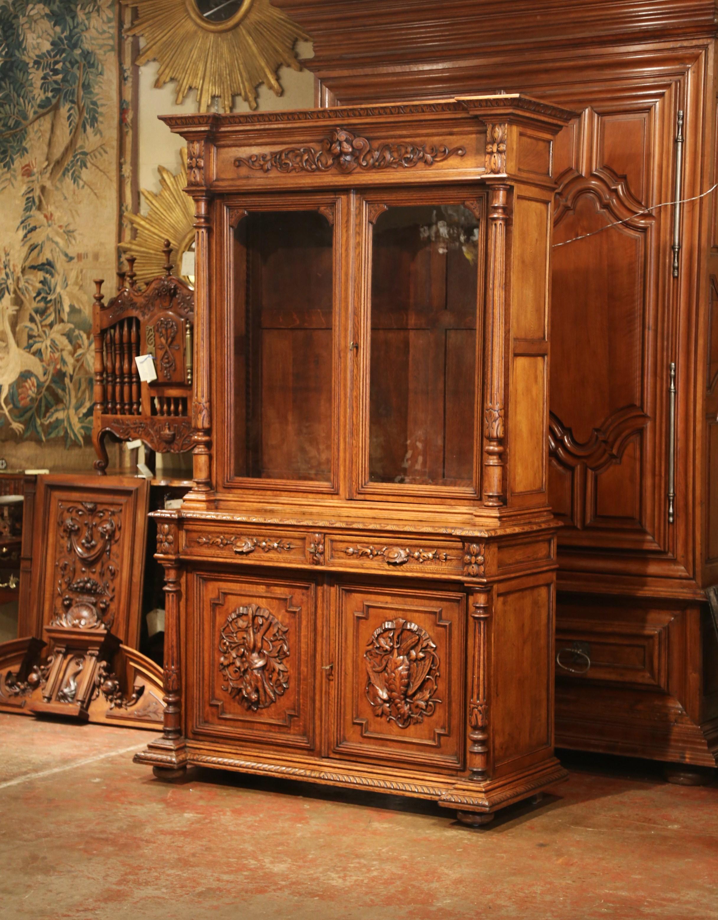 Napoleon III 19th Century French Carved Oak Nine-Gun Display Buffet Cabinet with Hunt Motifs