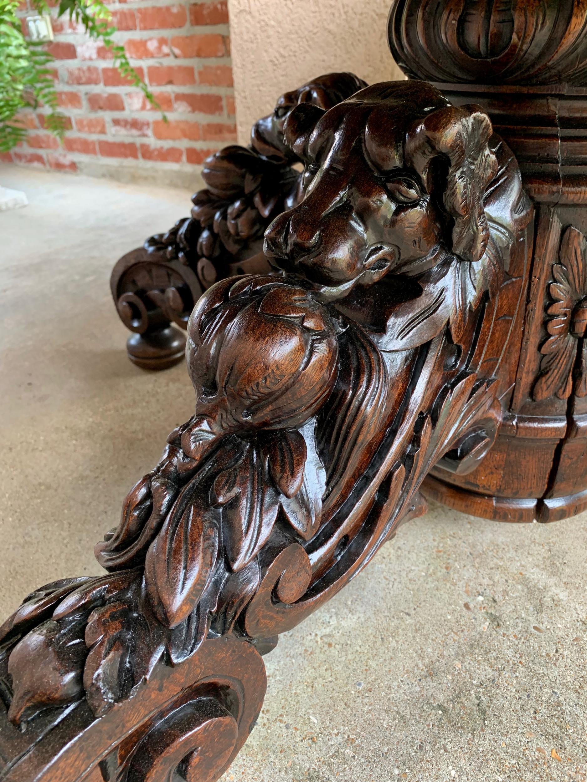 19th century French Carved Oak Oval Dining Hunt Table Black Forest Dog Hound 11