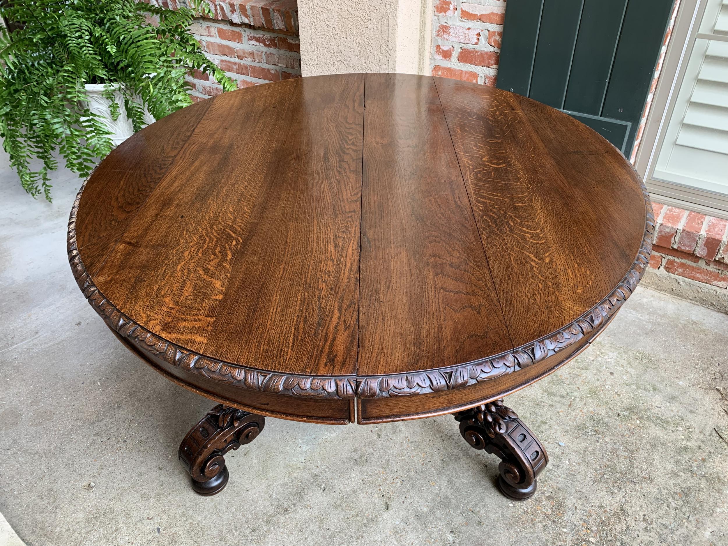 19th century French Carved Oak Oval Dining Hunt Table Black Forest Dog Hound 14