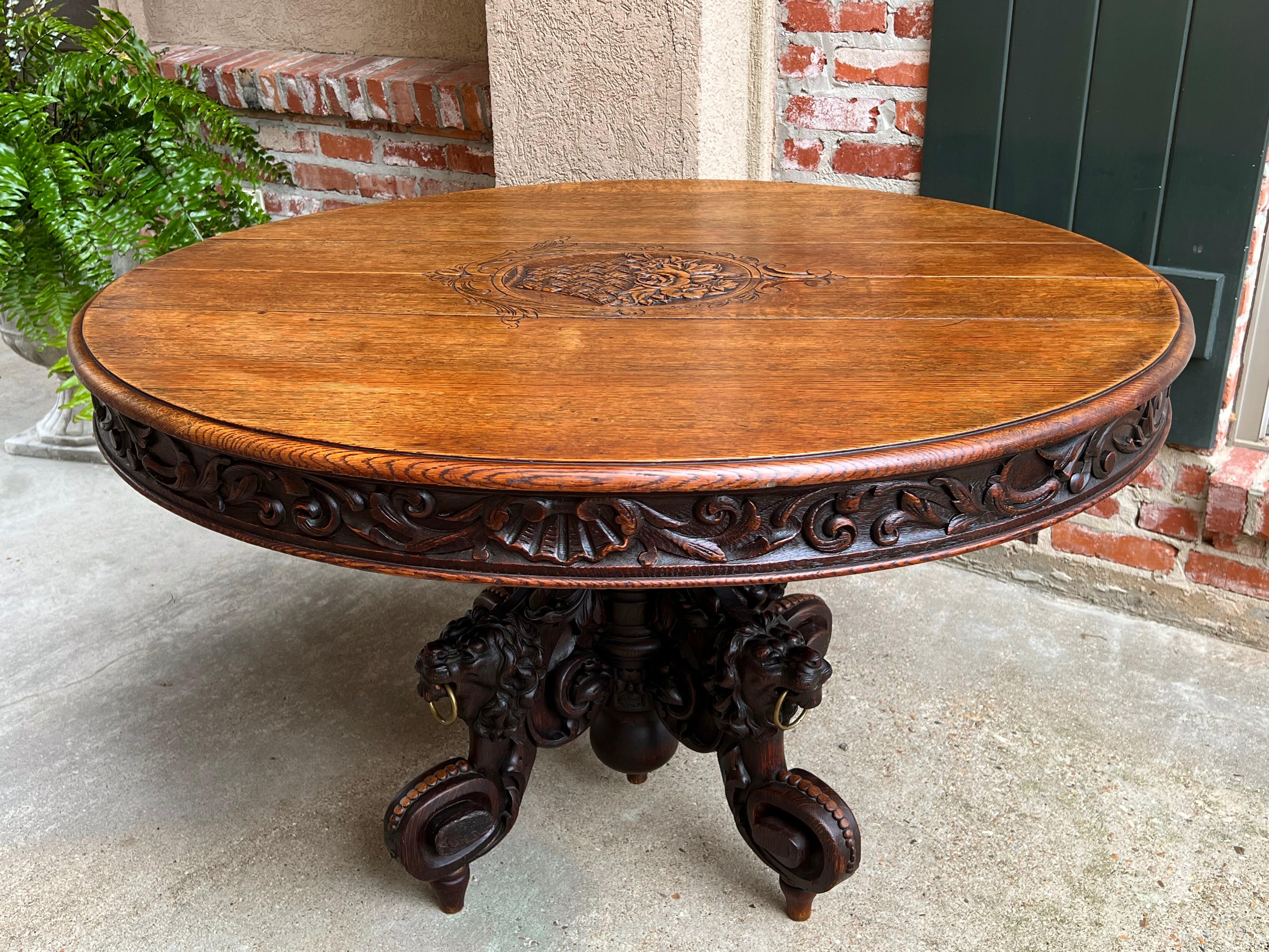 Hand-Carved 19th century French Carved Oak Oval Sofa Dining Table Lion Louis XIV Renaissance