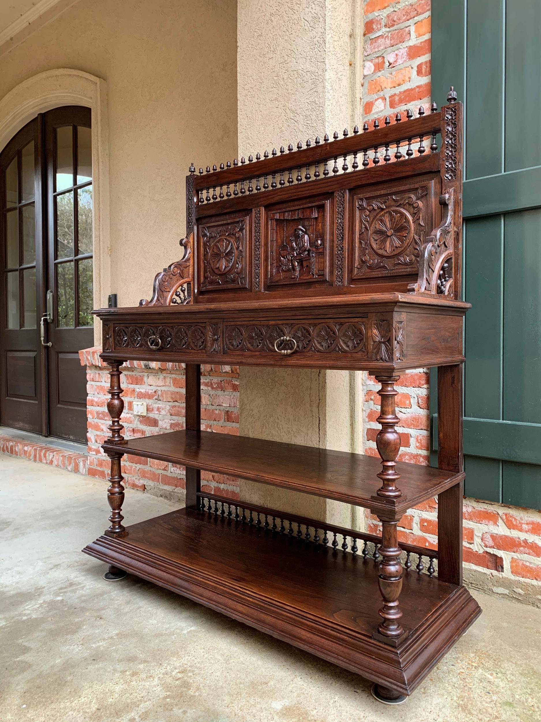 Antikes französisches geschnitztes Eichenholz-Serviergeschirr-Sideboard aus Breton, Bretagne-Marmor (Französische Provence) im Angebot