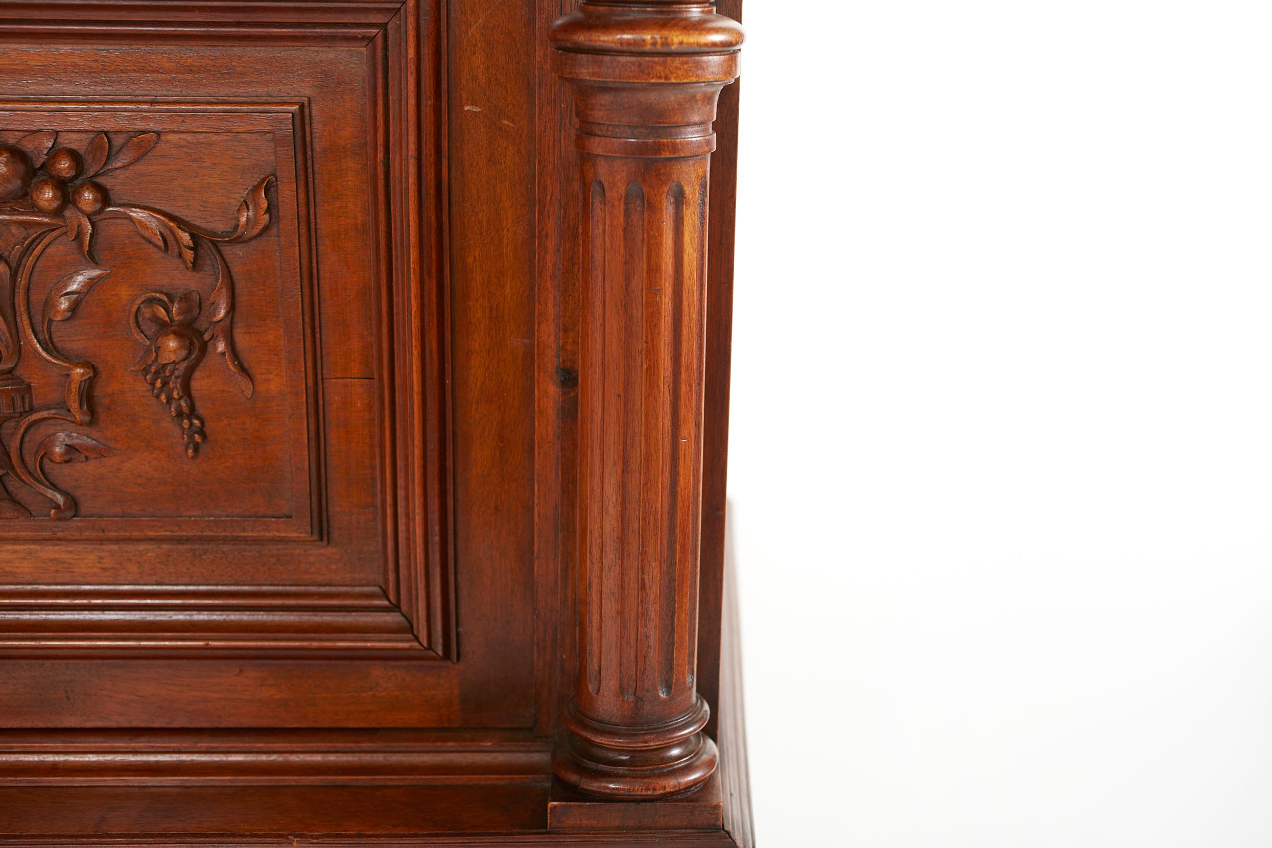 19th Century French Carved Oak Server Sideboard For Sale 3