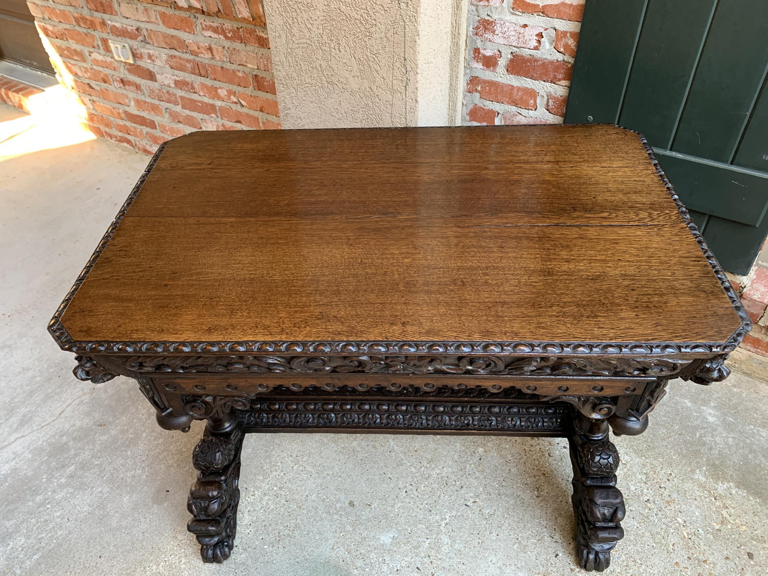 19th century French Carved Oak Side Table Small Writing Desk Renaissance Gothic 4