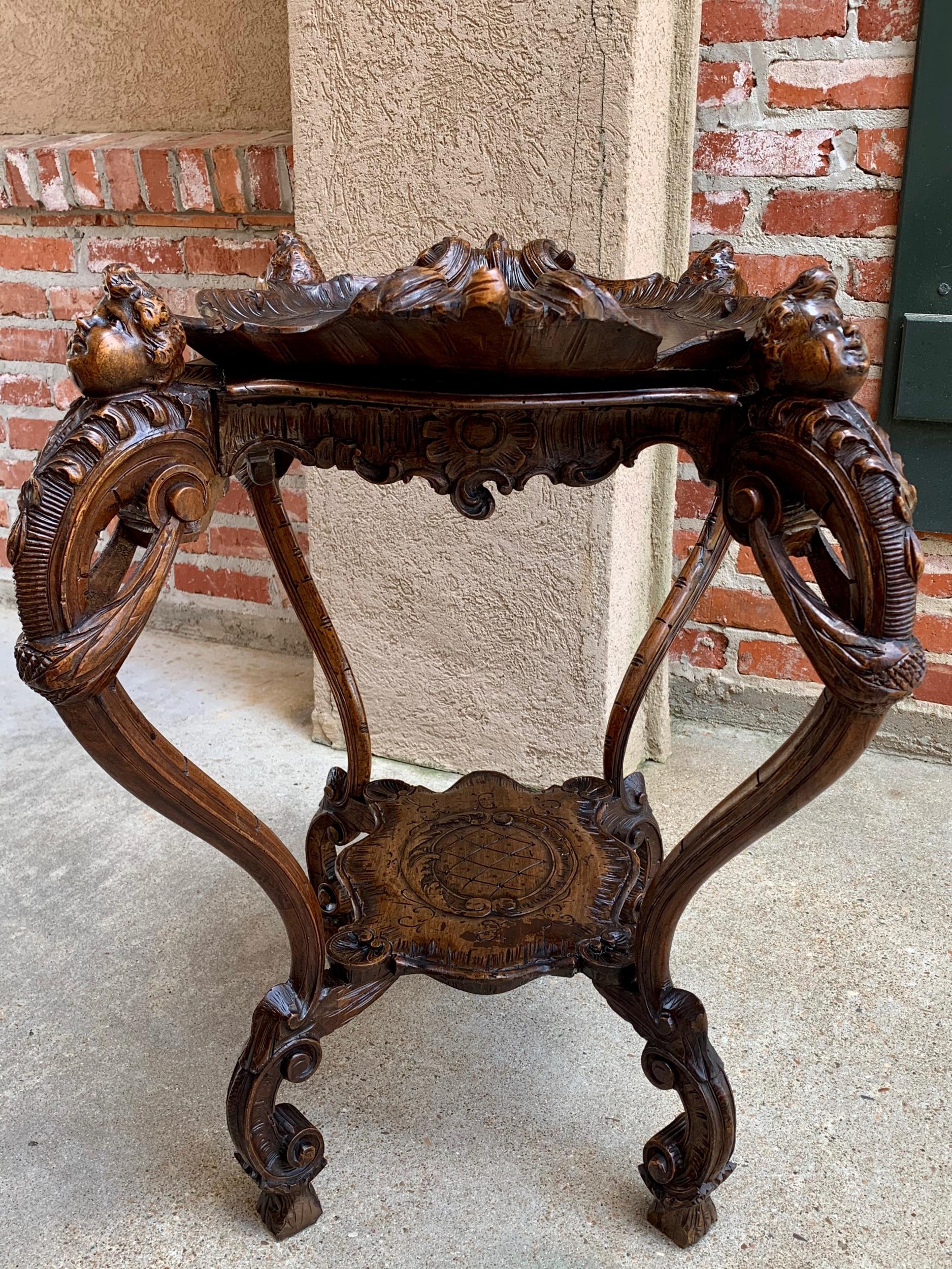 19th century French Carved Oak Sofa Dessert Table Serving Tray Louis XV Cherub For Sale 4