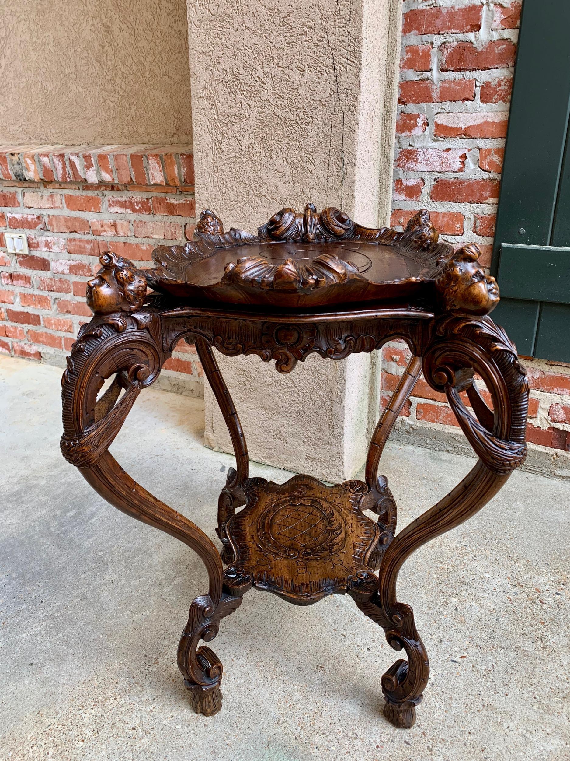 19th century French Carved Oak Sofa Dessert Table Serving Tray Louis XV Cherub For Sale 3