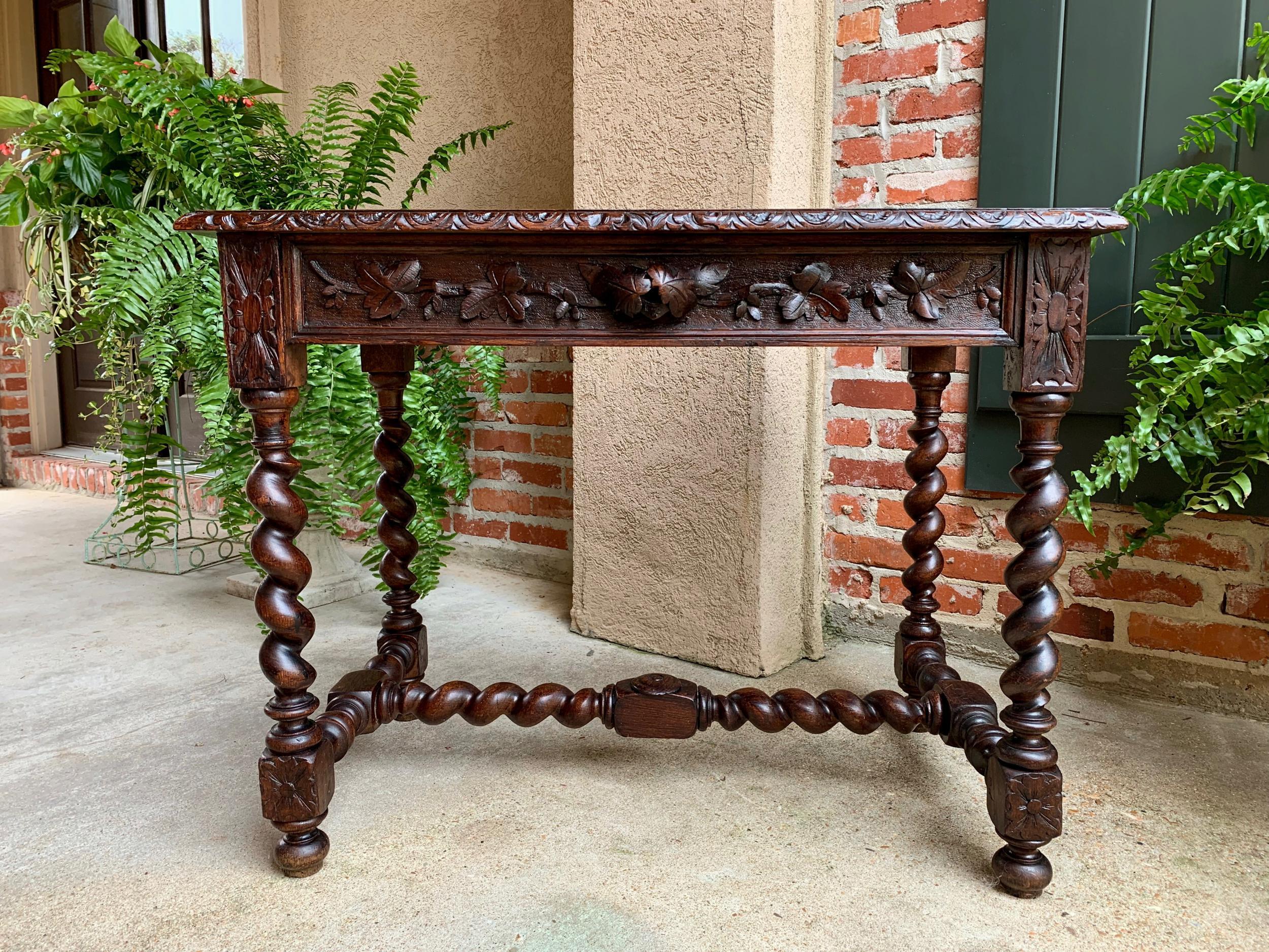 19th century French carved oak sofa table writing desk barley twist black forest

~Direct from France~
~Lovely antique French writing desk or sofa table with elegant features~
~Front frieze features large drawer with Black Forest style carved