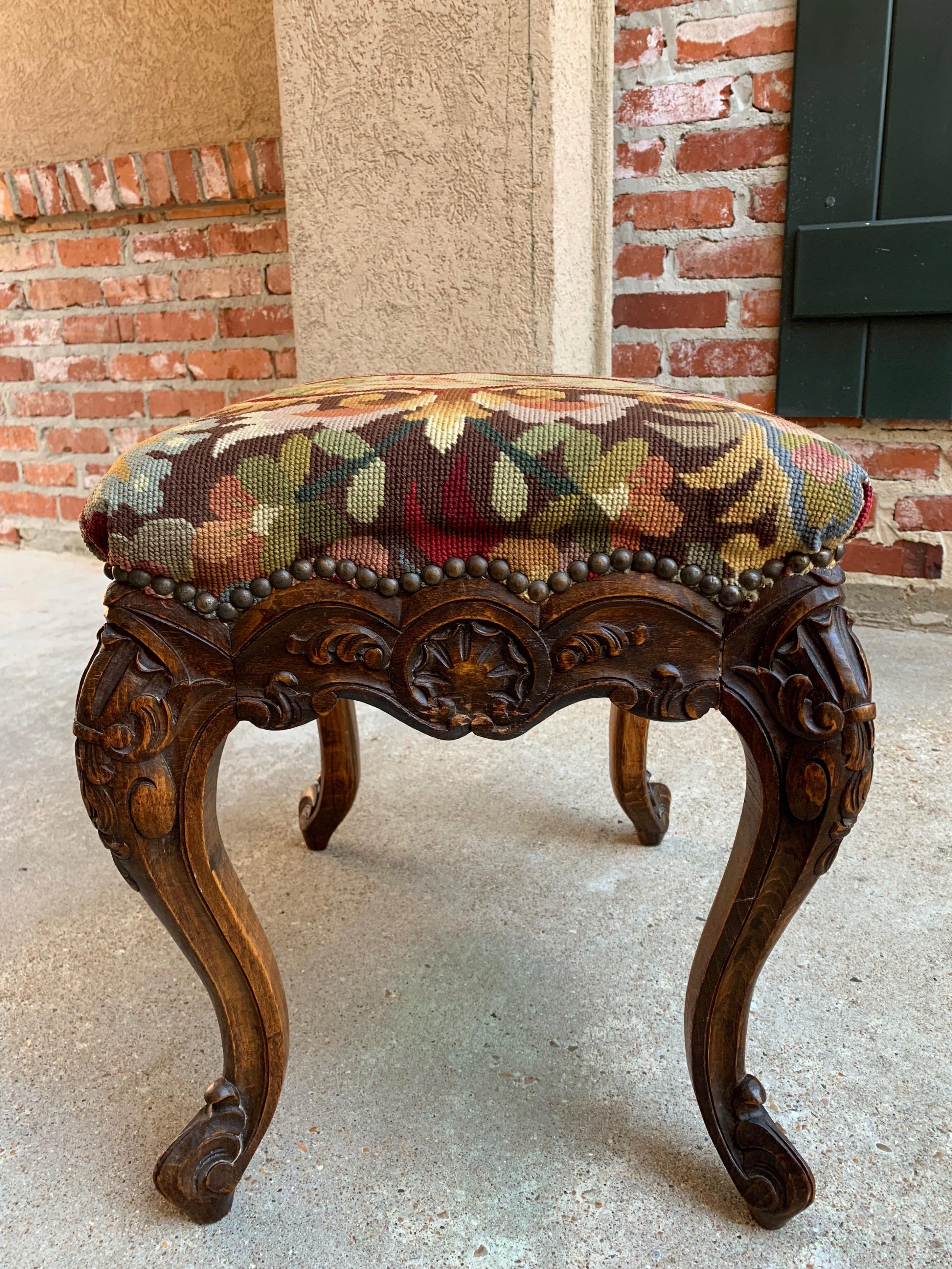 19th Century French Carved Oak Stool Bench Louis XV Style Tabouret Needlepoint 1