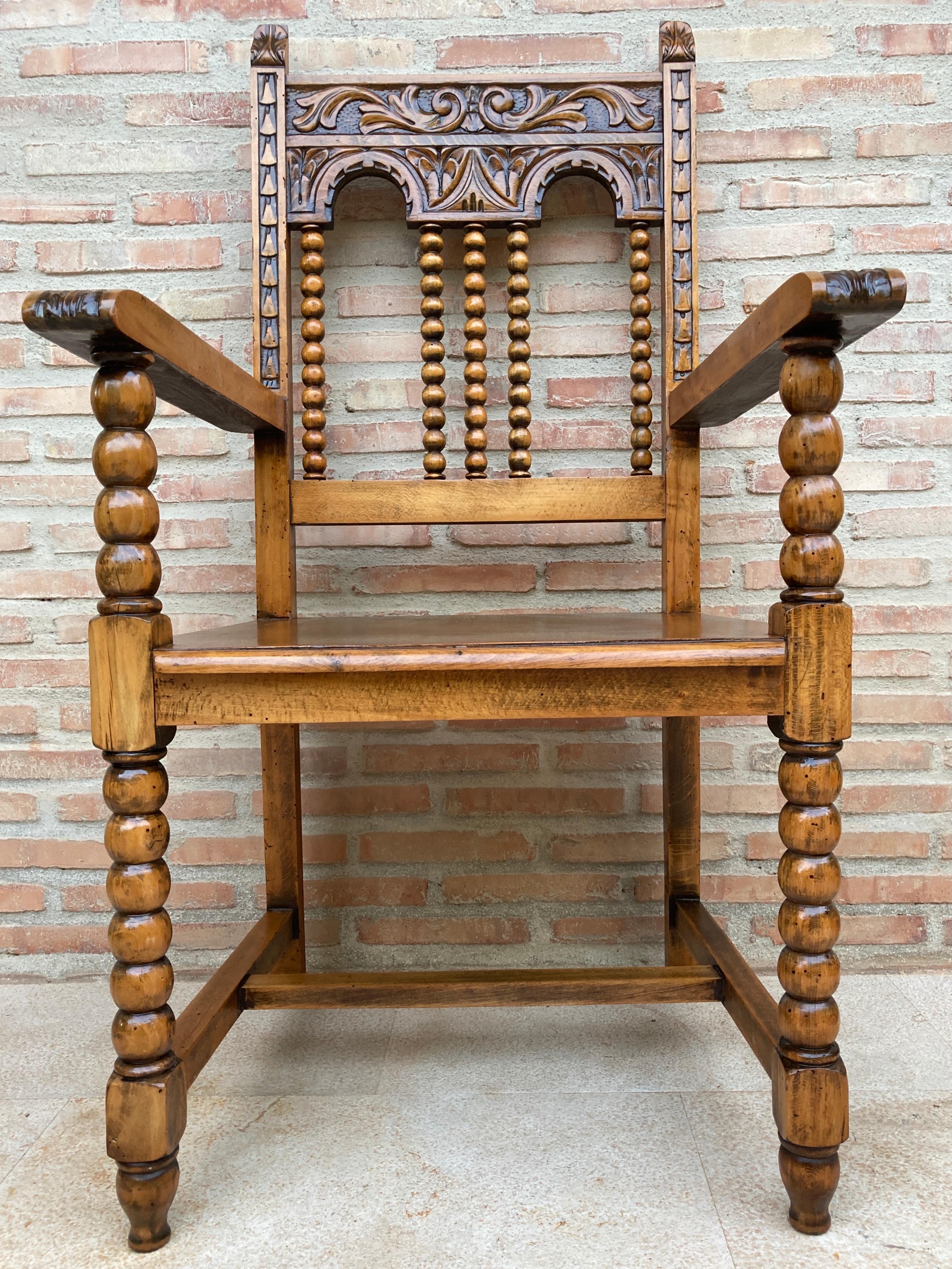19th Century French Carved Oak Turned Wood Armchair For Sale 3
