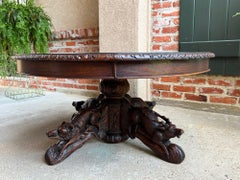 19th Century French Carved Oval Coffee Table Black Forest Lodge Animal Oak