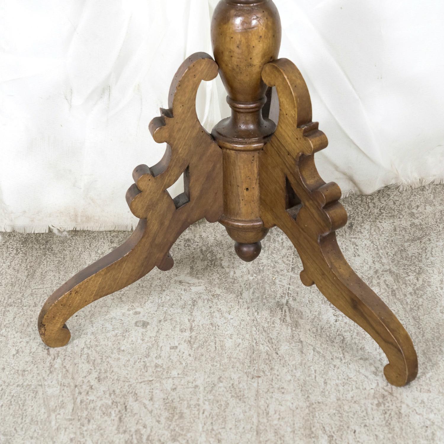 19th Century French Carved Oval Shaped Walnut Jardinière Planter on Tripod Stand For Sale 6