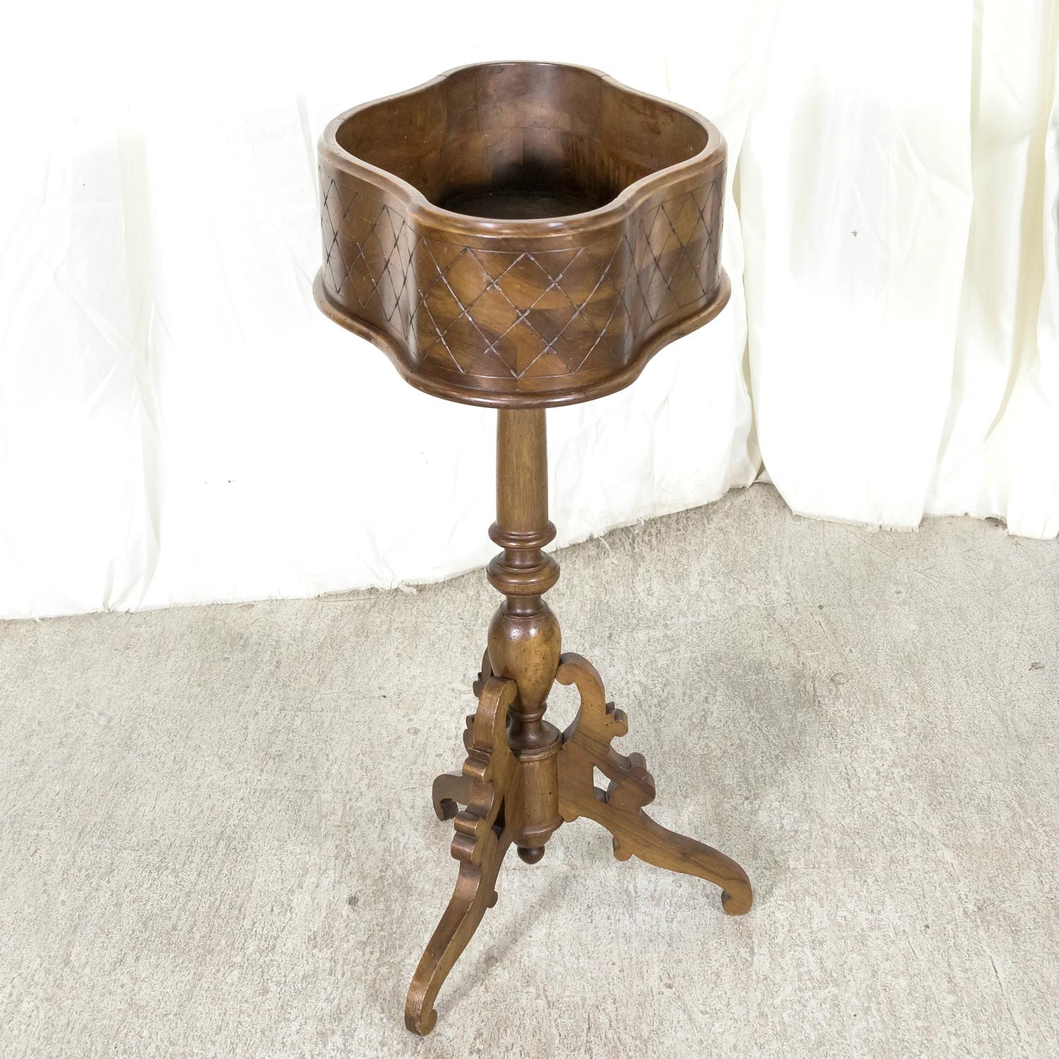 19th Century French Carved Oval Shaped Walnut Jardinière Planter on Tripod Stand For Sale 8