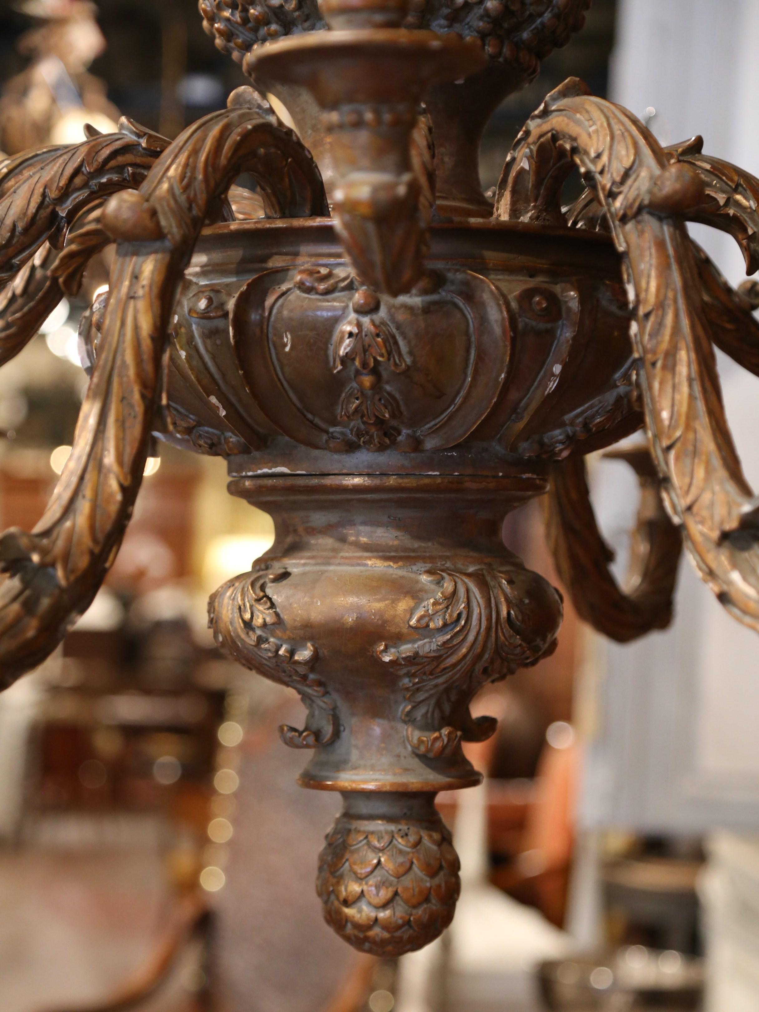 19th Century French Carved Painted with Gilt Twelve-Light Chandelier 5
