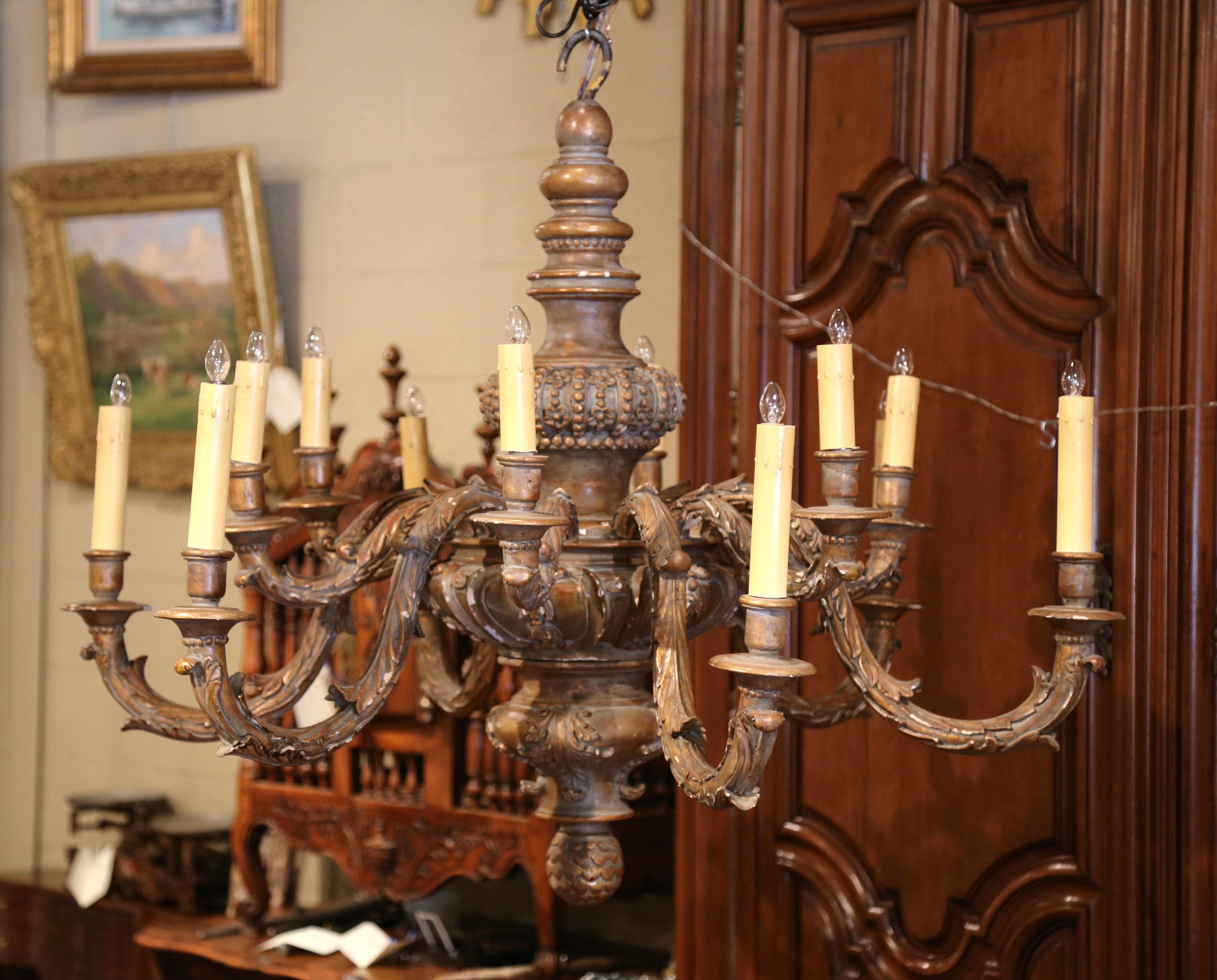 Hand-Painted 19th Century French Carved Painted with Gilt Twelve-Light Chandelier