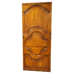 Puerta interior francesa de pino tallado del siglo XIX procedente de Marsella