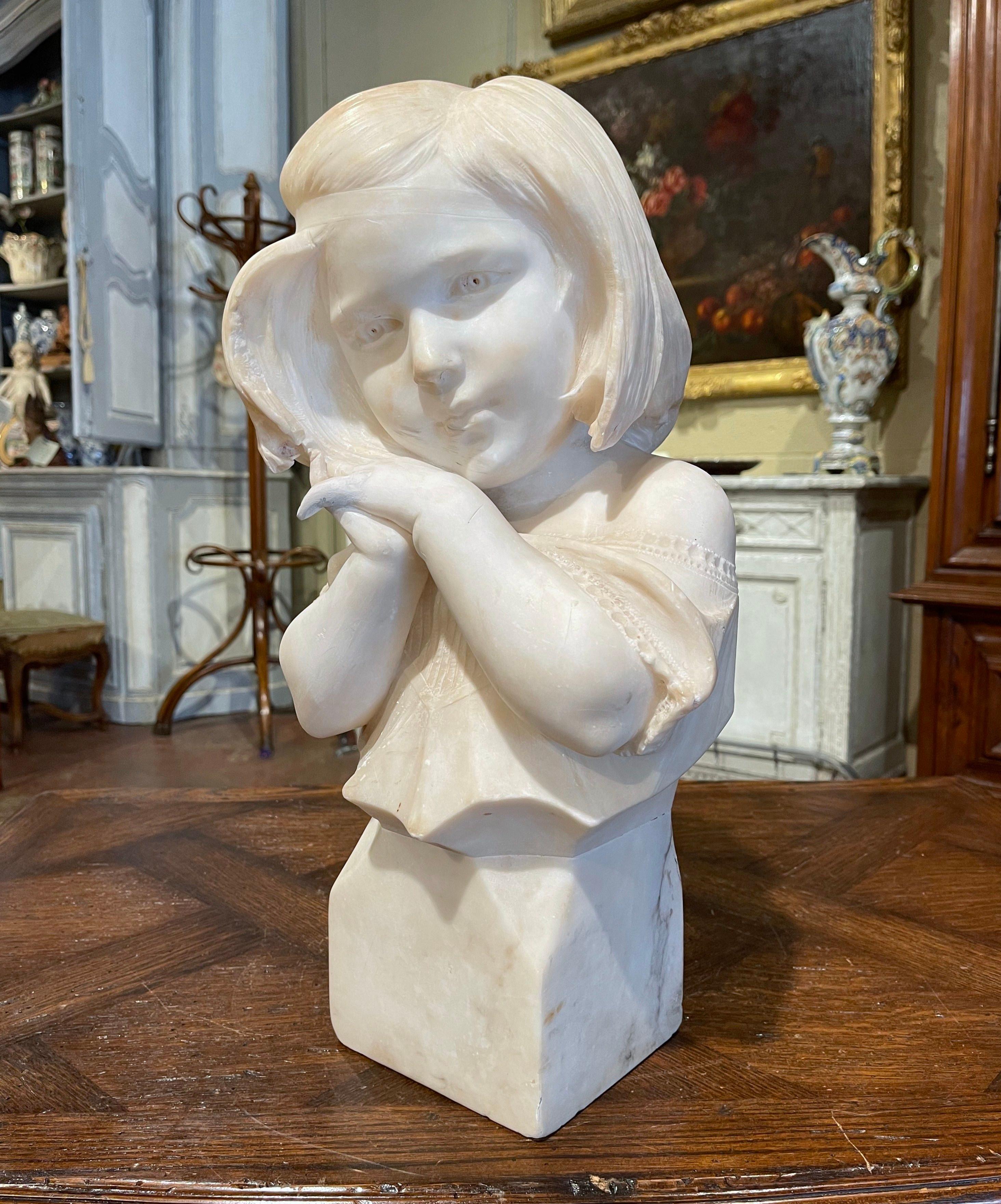 19th Century French Carved Two-Tone White Marble Bust of Young Beauty In Excellent Condition For Sale In Dallas, TX