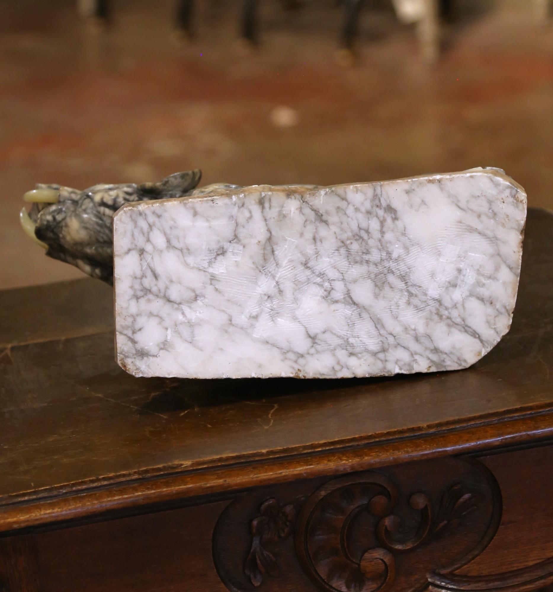 19th Century French Carved Variegated Marble Elephant with Raised Trunk in vendita 3