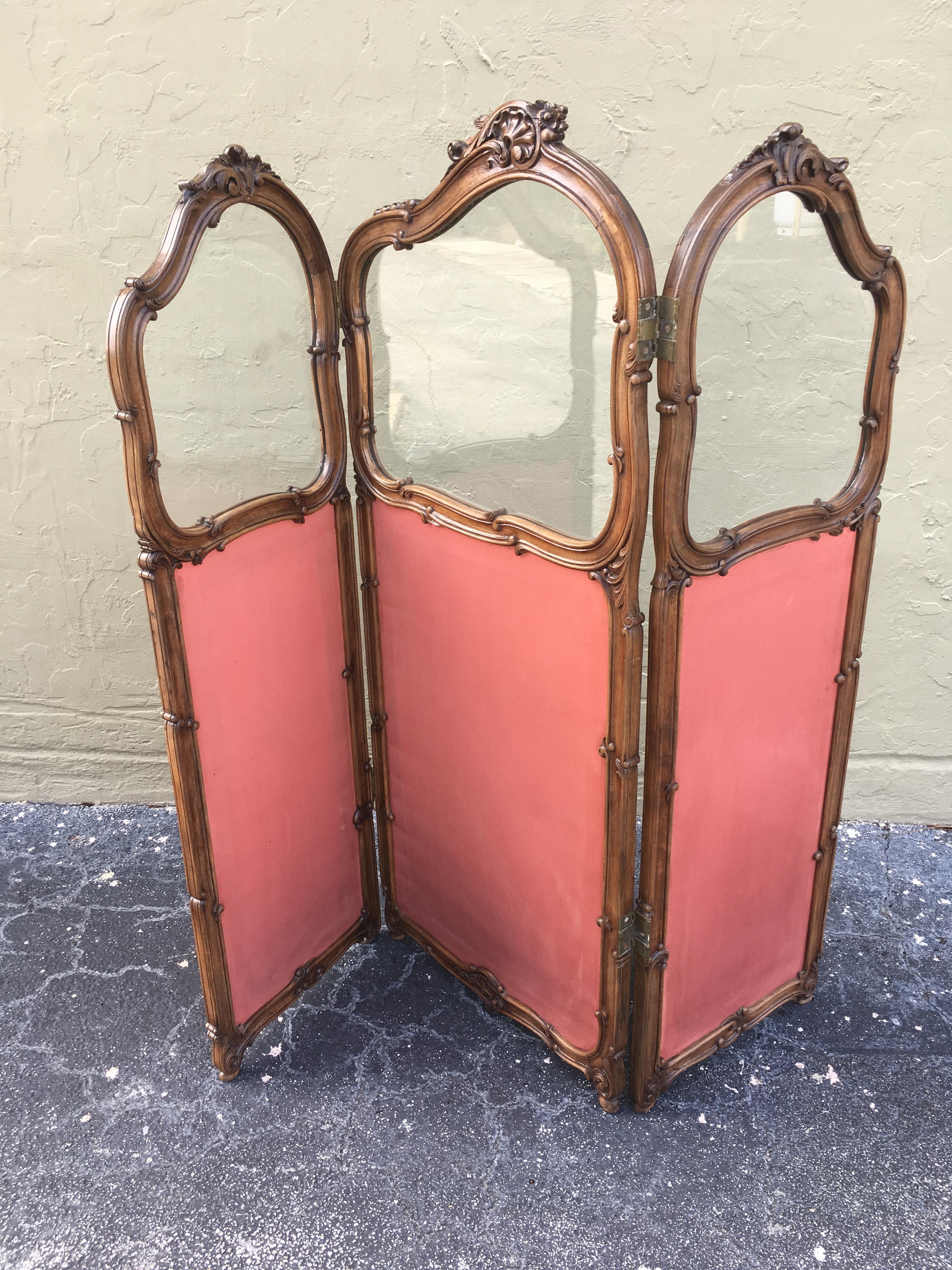 19th Century French Carved Walnut and Gilt Three-Fold Screen In Good Condition In Miami, FL