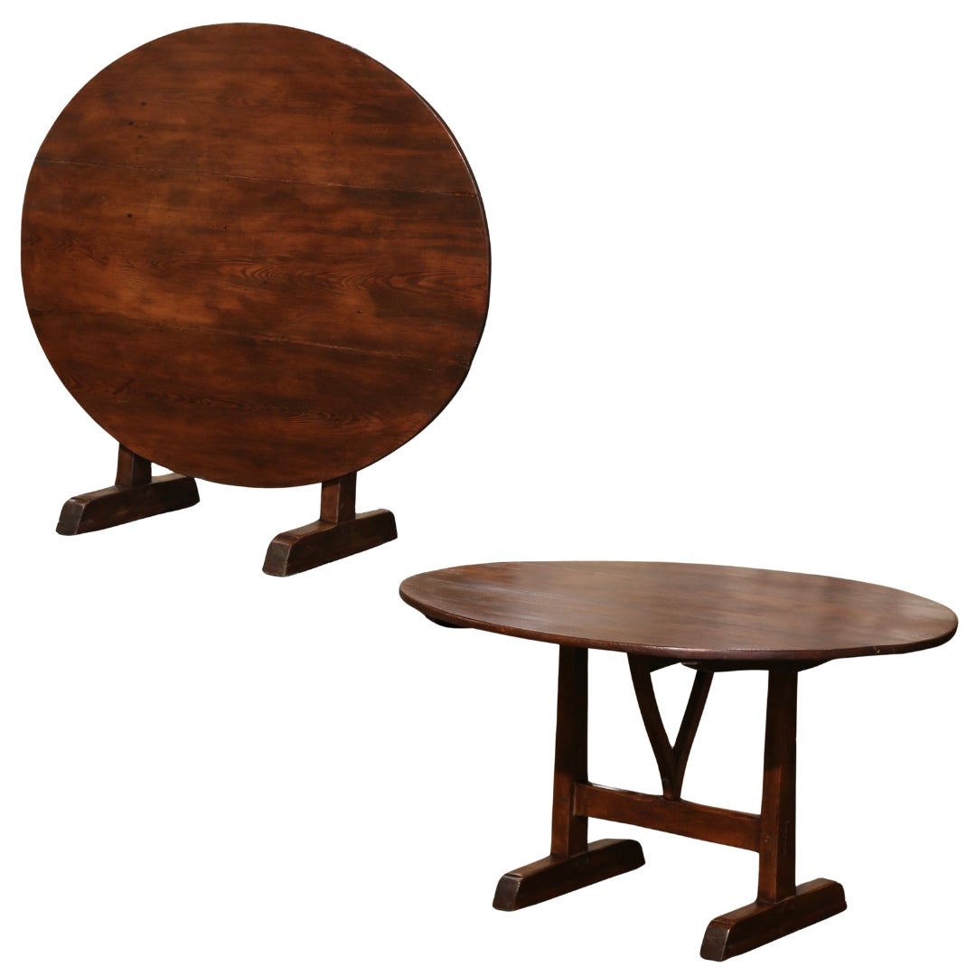 19th Century French Carved Walnut and Pine Oval Tilt-Top Wine Tasting Table For Sale