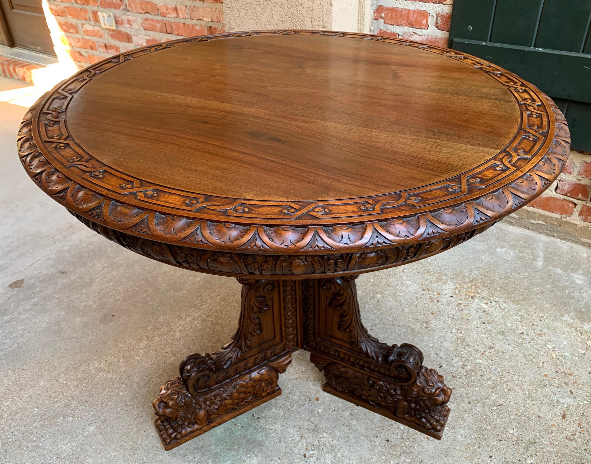 19th Century French Carved Walnut Center Table Round Foyer Lion Louis XIV Style 9