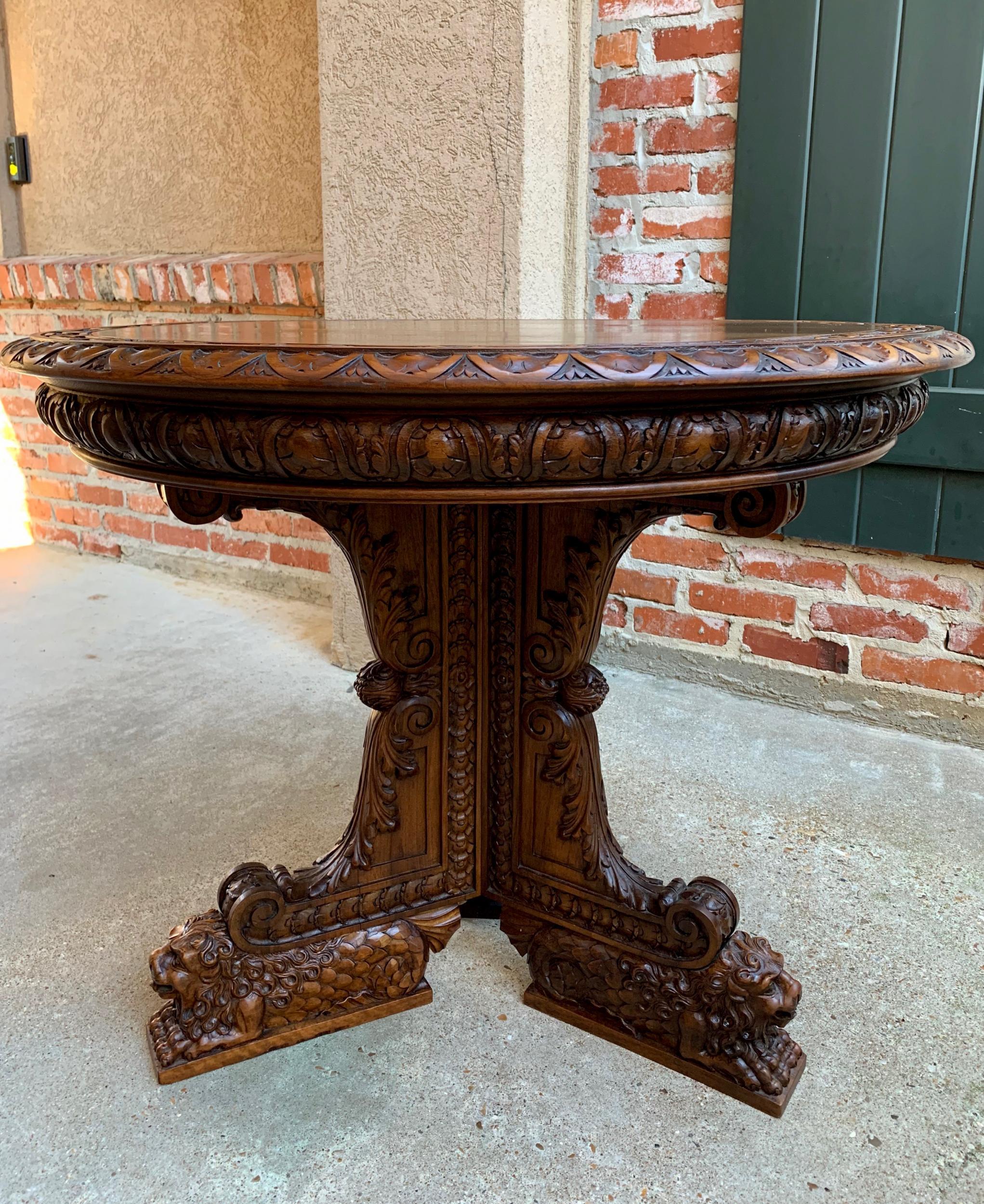19th Century French Carved Walnut Center Table Round Foyer Lion Louis XIV Style 10