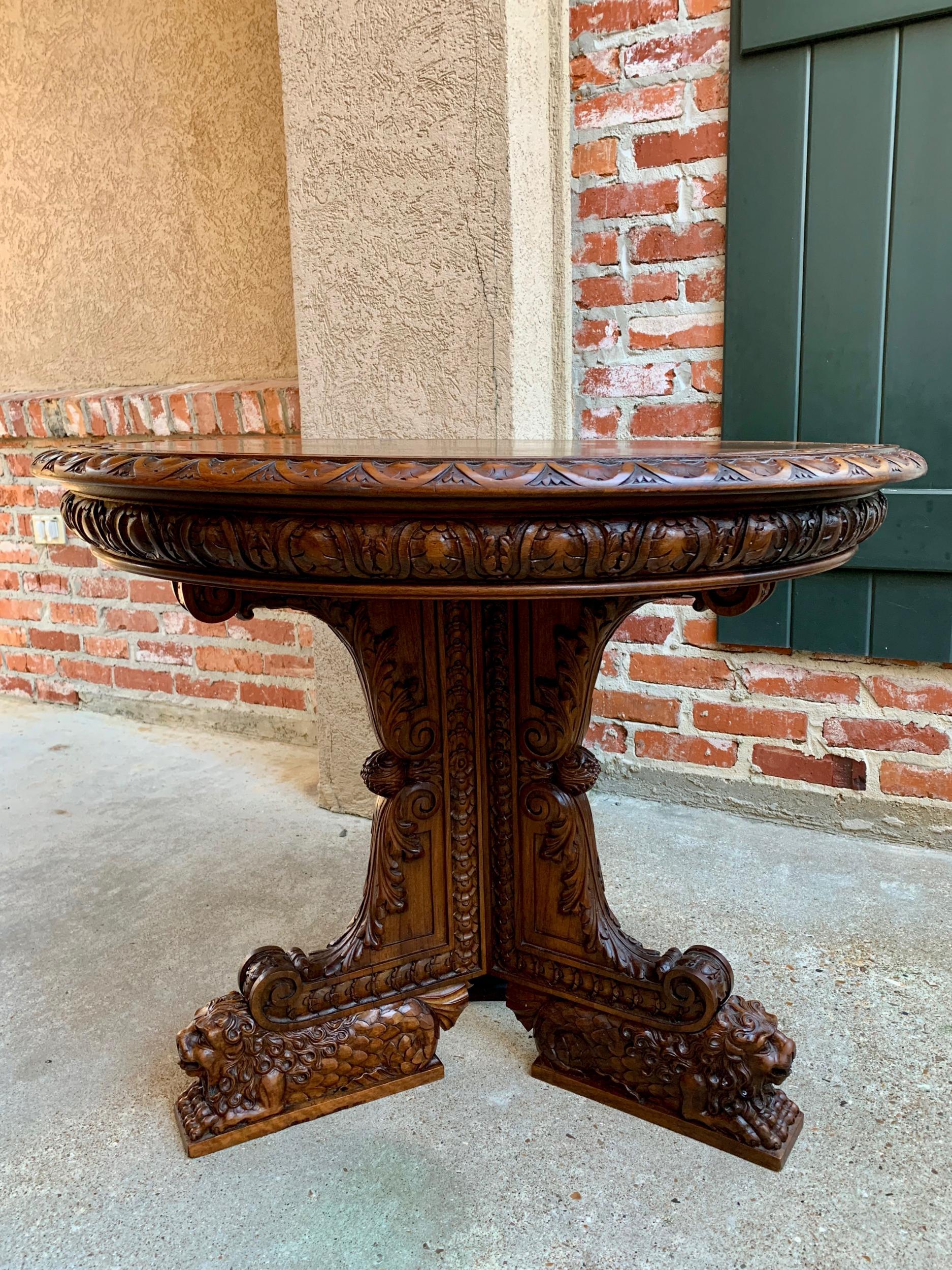 19th Century French Carved Walnut Center Table Round Foyer Lion Louis XIV Style 14