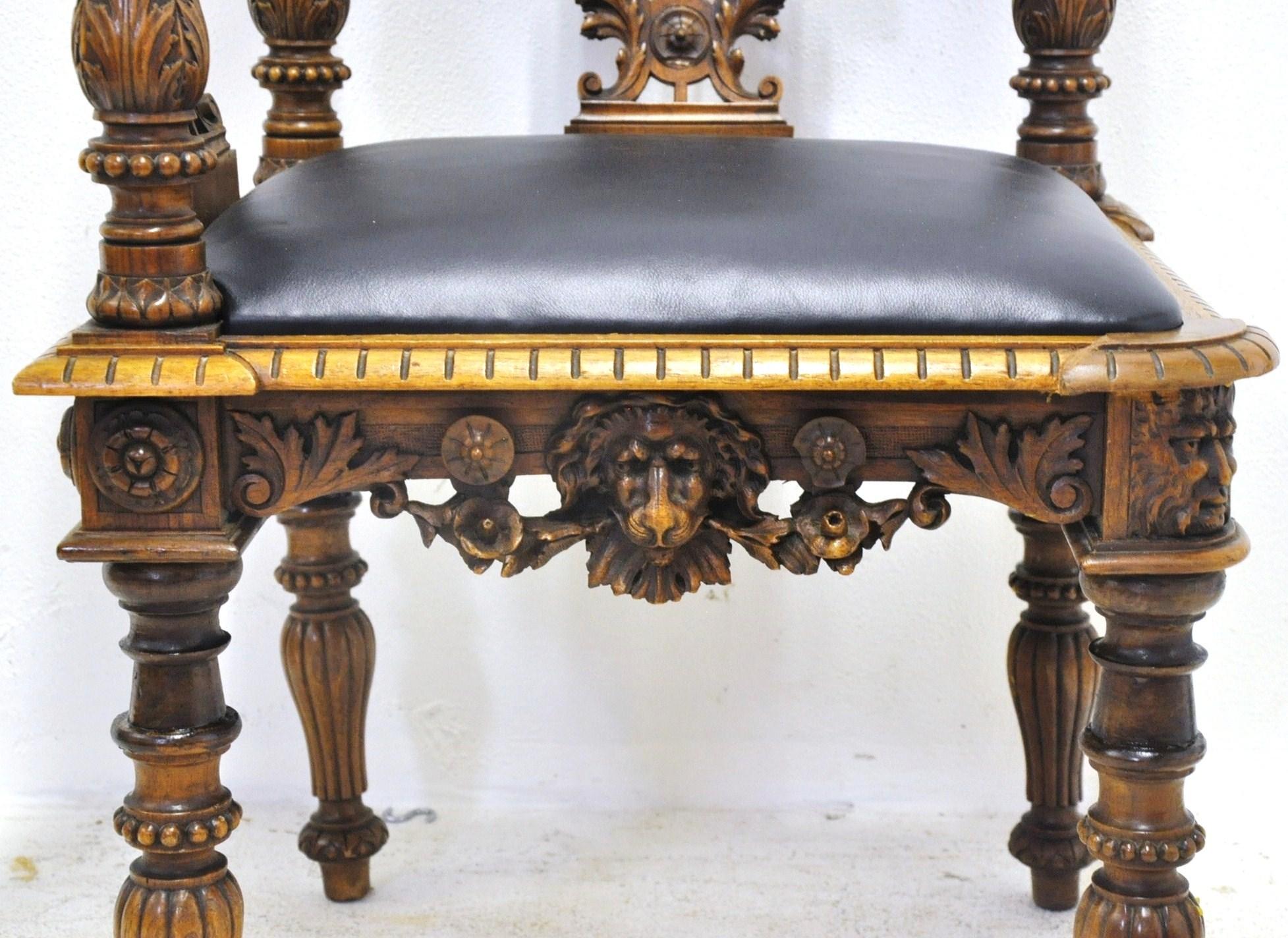 19th Century, French Carved Walnut Corner Armchair with Black Leather Seat In Excellent Condition In Dallas, TX