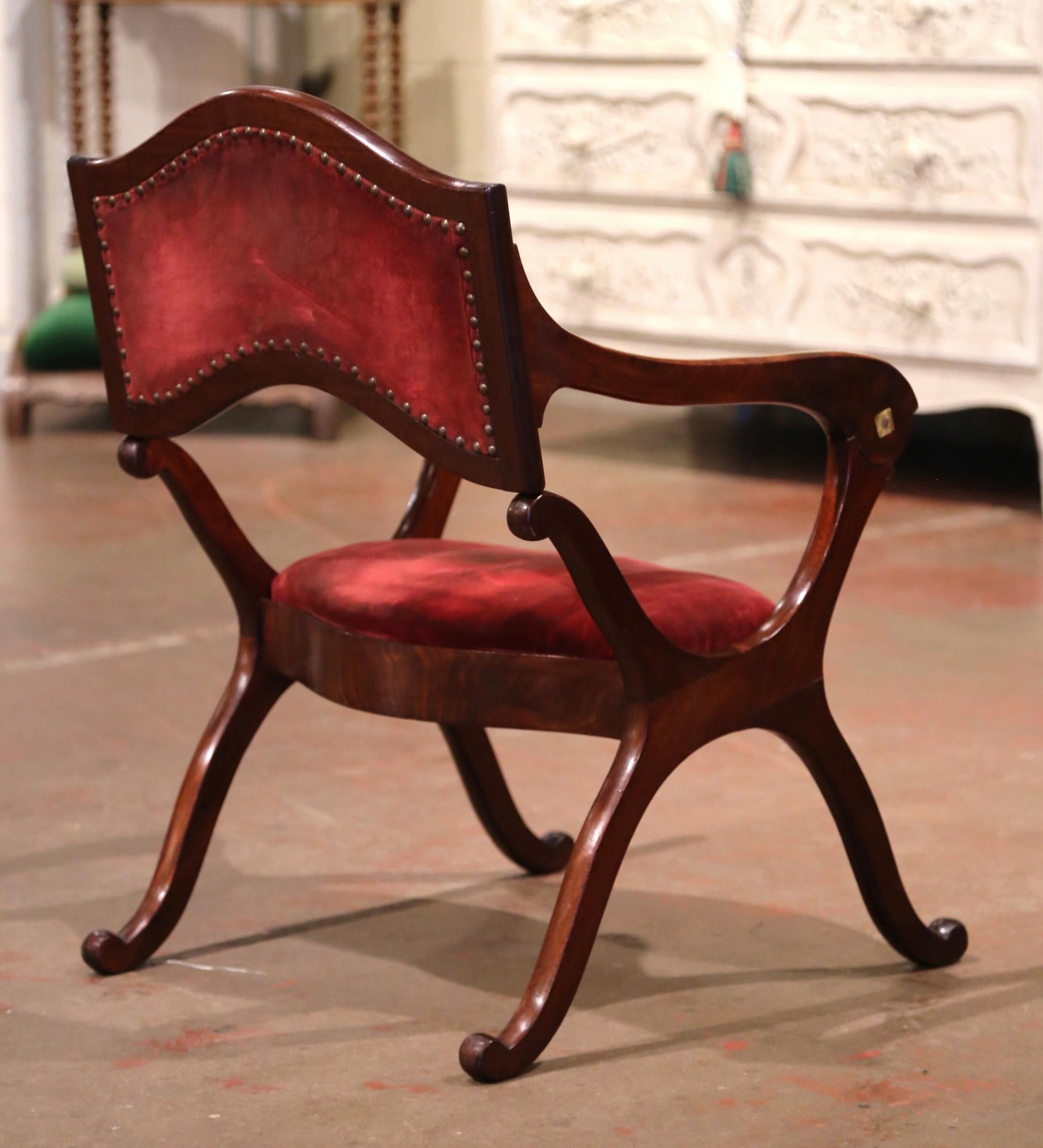 19th Century French Carved Walnut Metamorphic Prayer Kneeler Bench or Chair 4