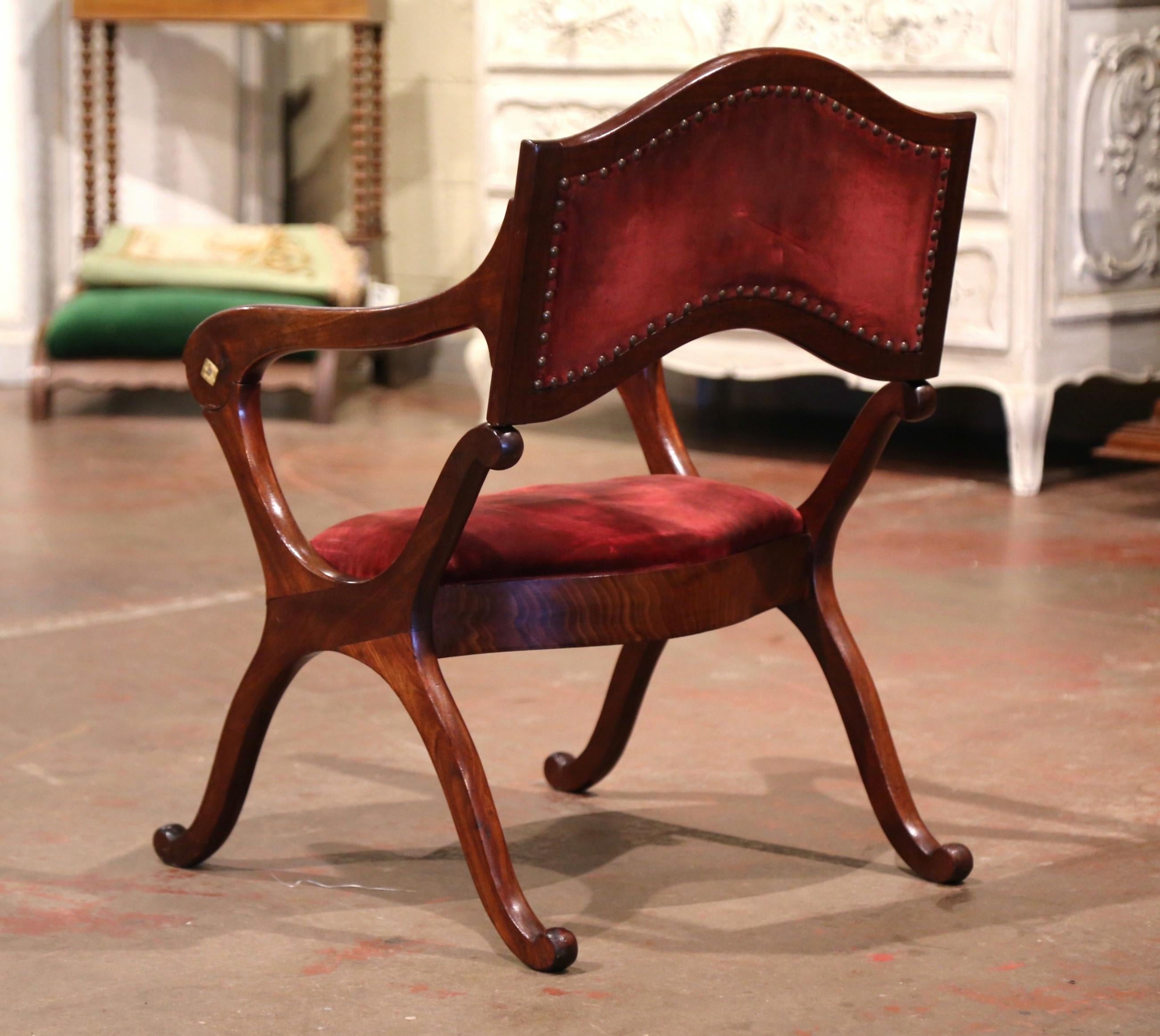 19th Century French Carved Walnut Metamorphic Prayer Kneeler Bench or Chair 3