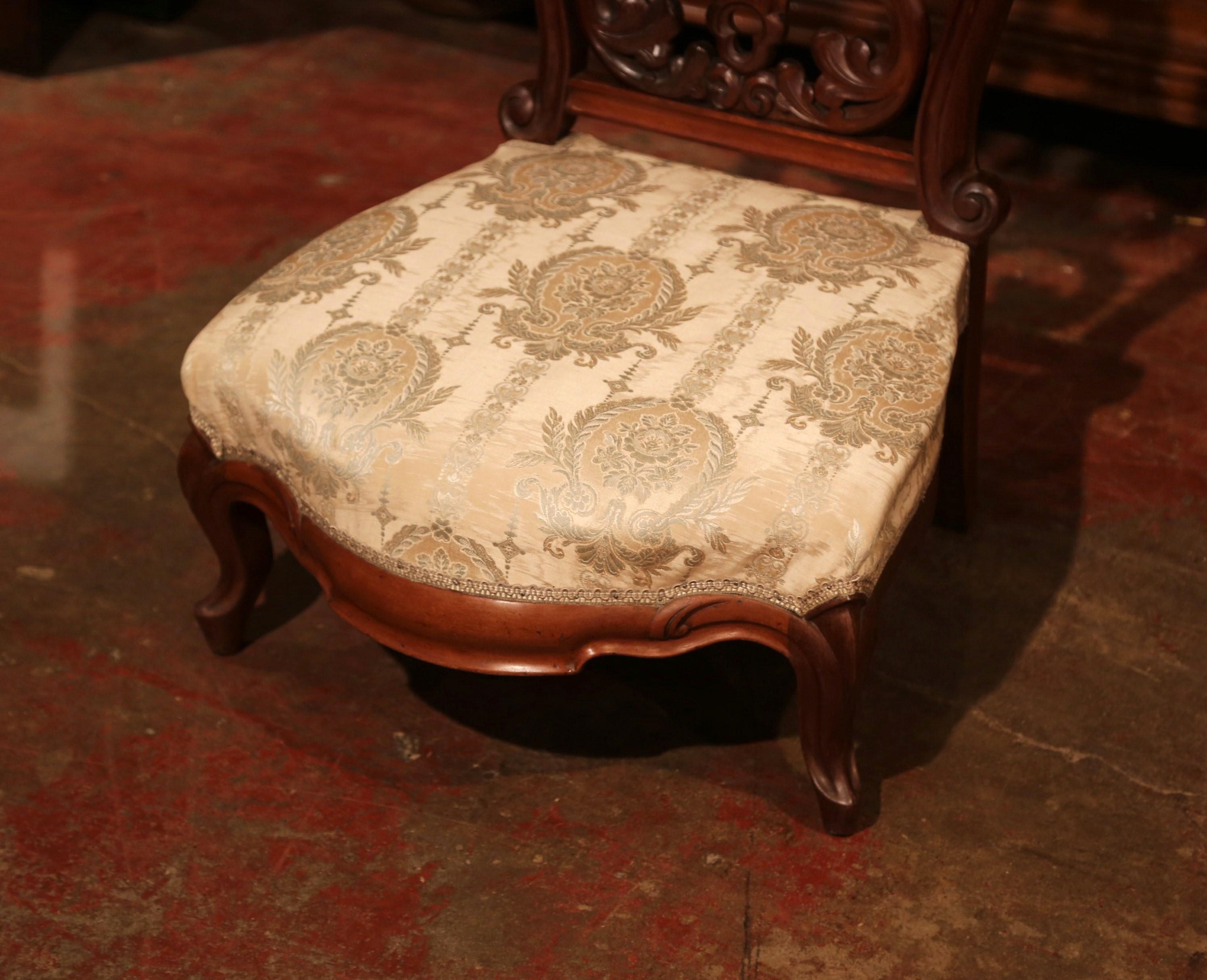 Louis XV 19th Century French Carved Walnut Prayer Bench or 