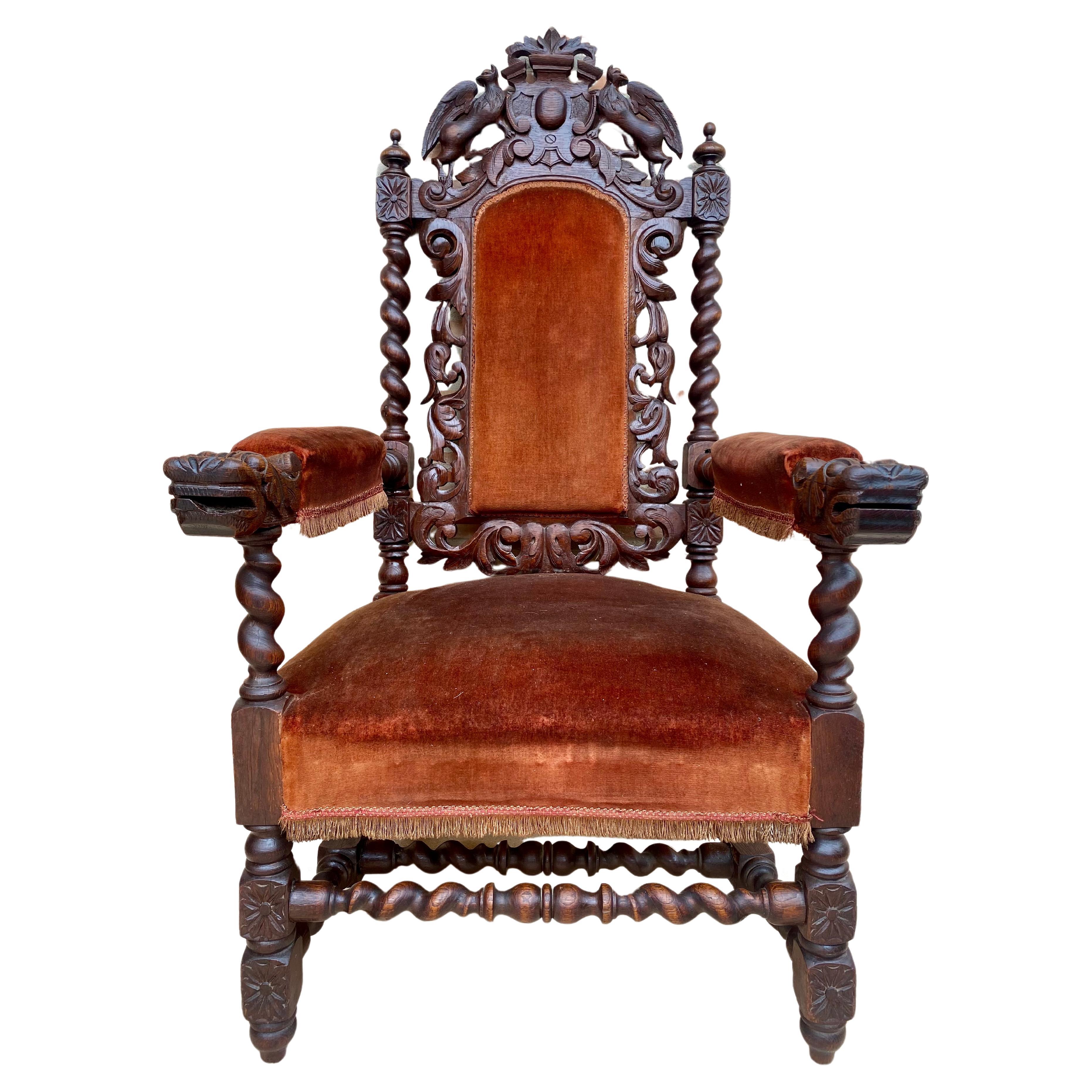 Chaise à trône en noyer sculpté, 19e siècle, France, années 1890