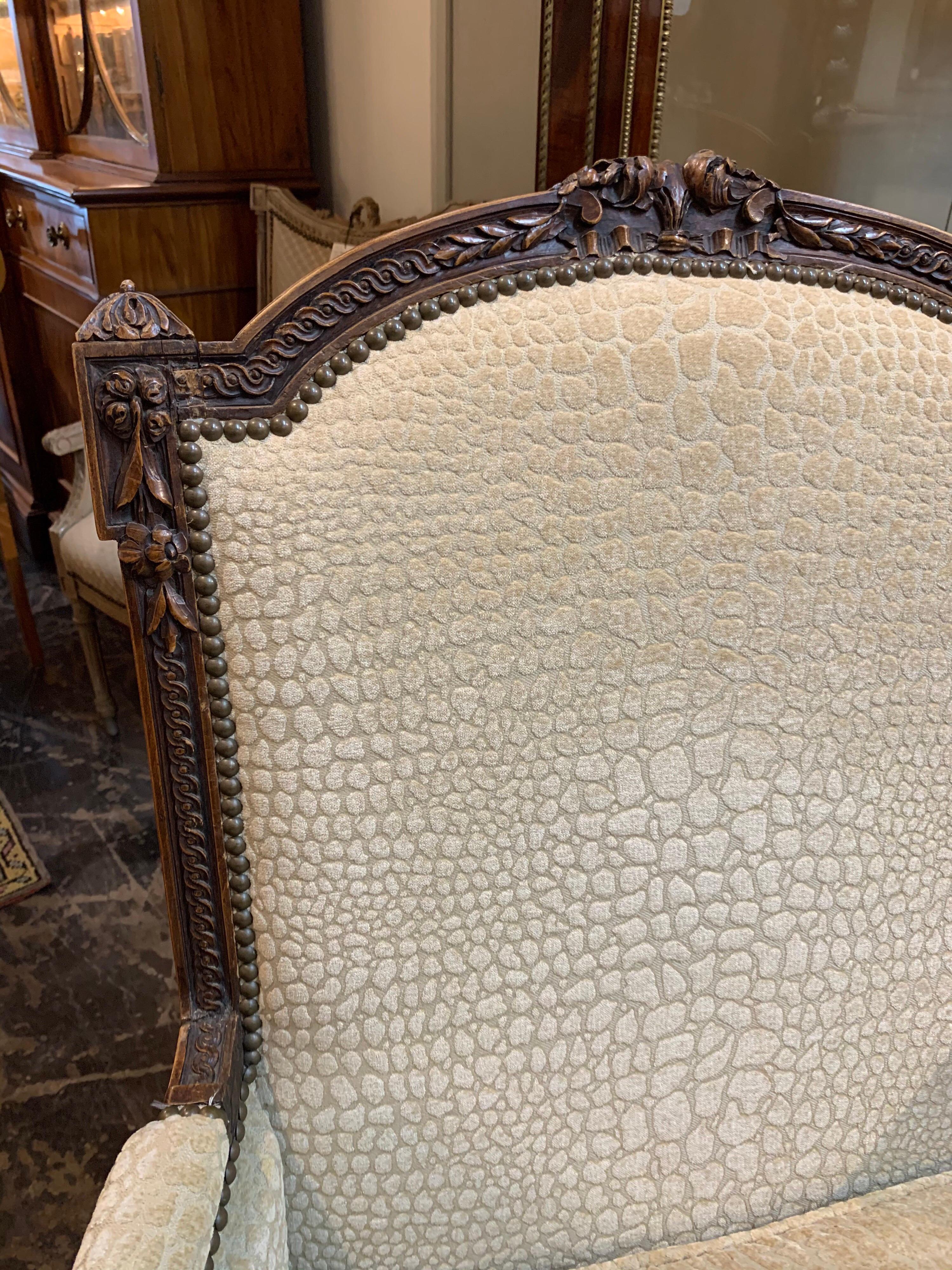 19th Century French Carved Walnut Upholstered Armchairs In Good Condition In Dallas, TX