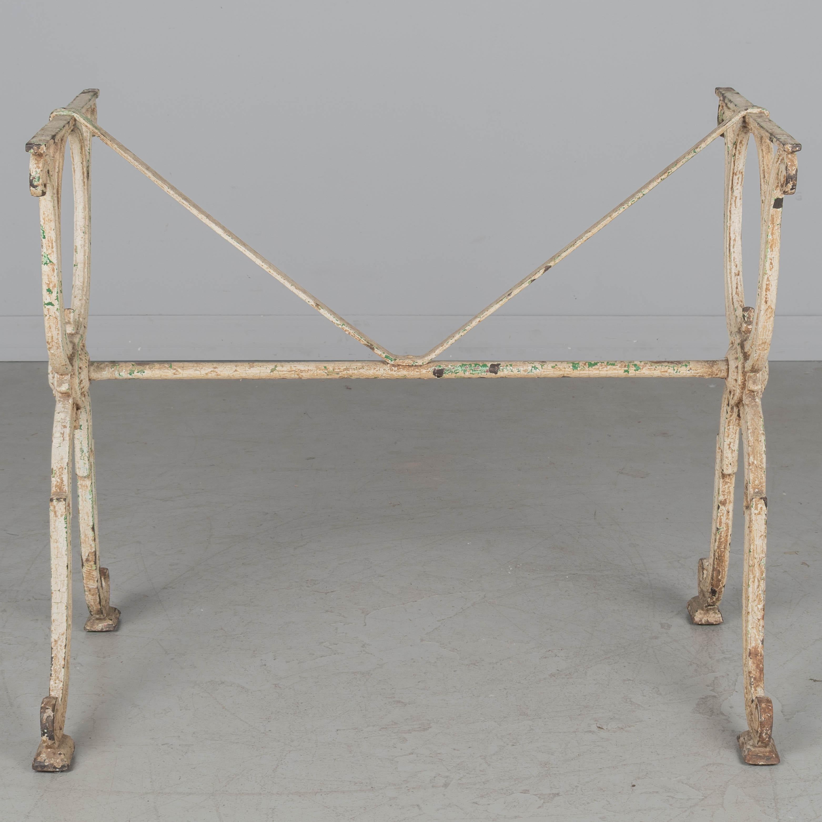 19th Century French Cast Iron Bistro Table Base In Good Condition For Sale In Winter Park, FL