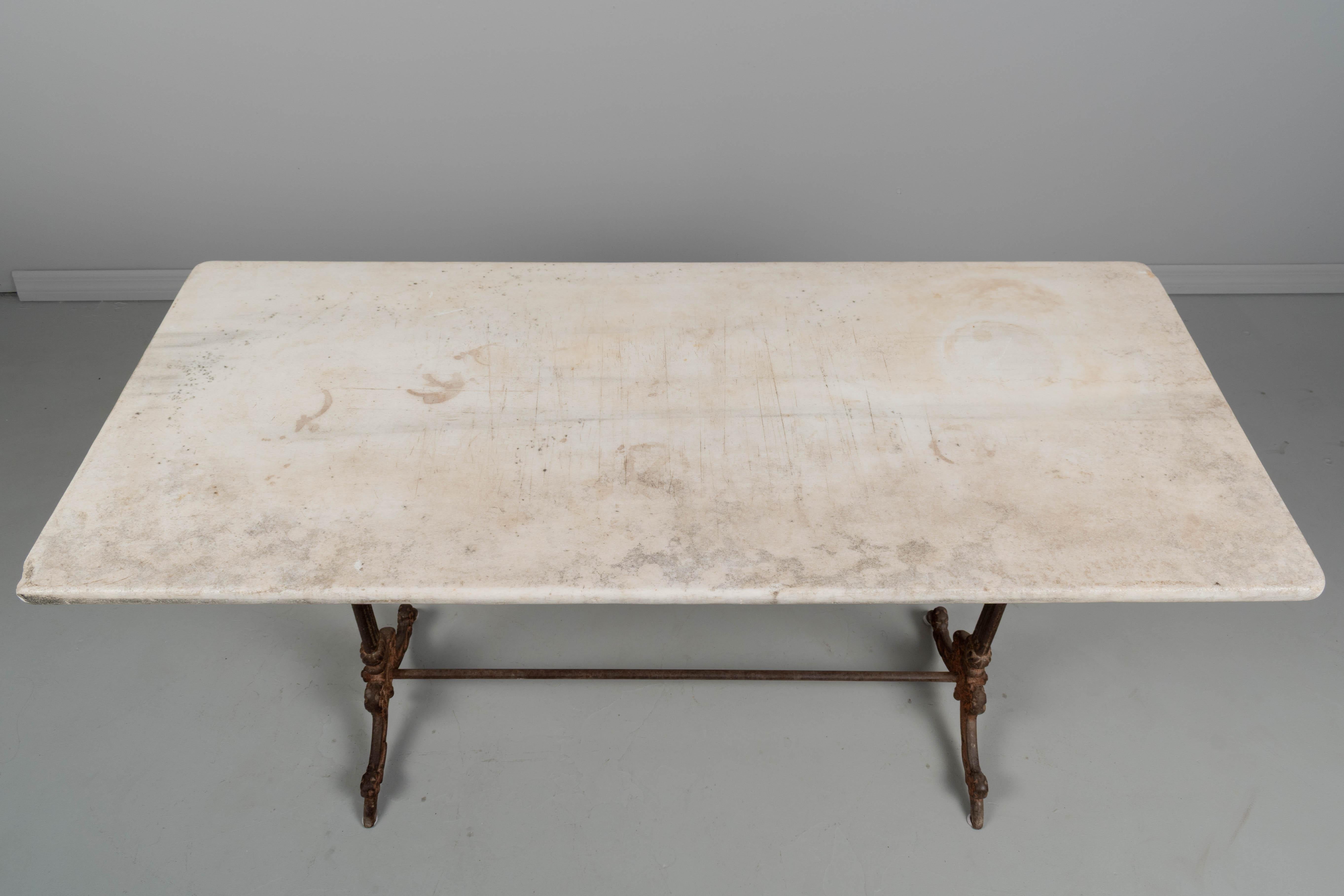 19th Century French Cast Iron Bistro Table For Sale 4