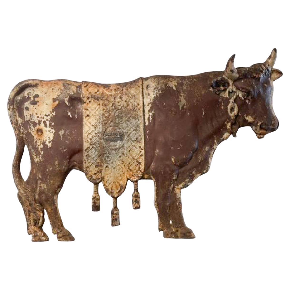 Panneau d'atelier de boucherie français du 19e siècle en fonte en forme de vache