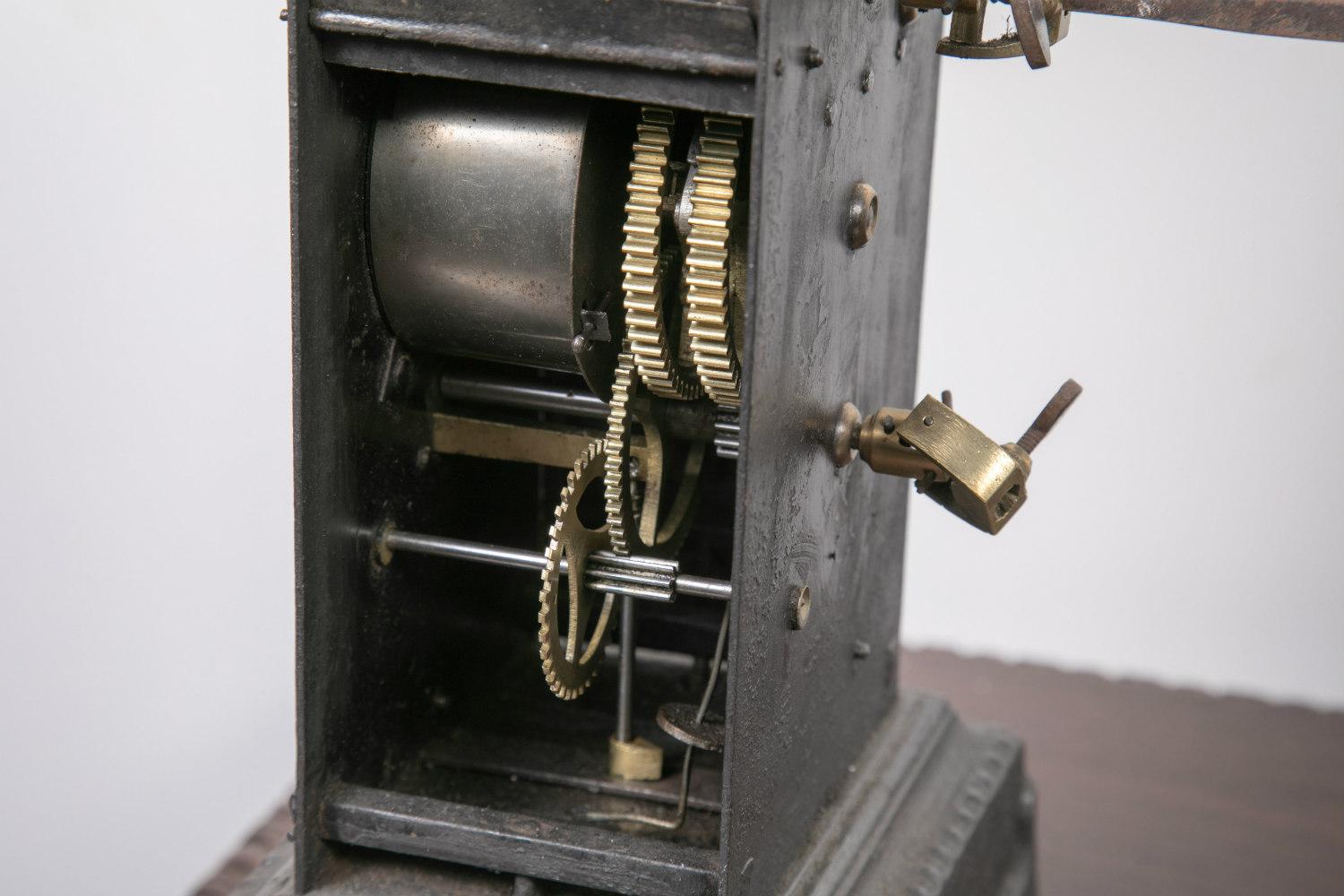 19th Century French Cast Iron Clockwork Rotisserie Spit Jack 3