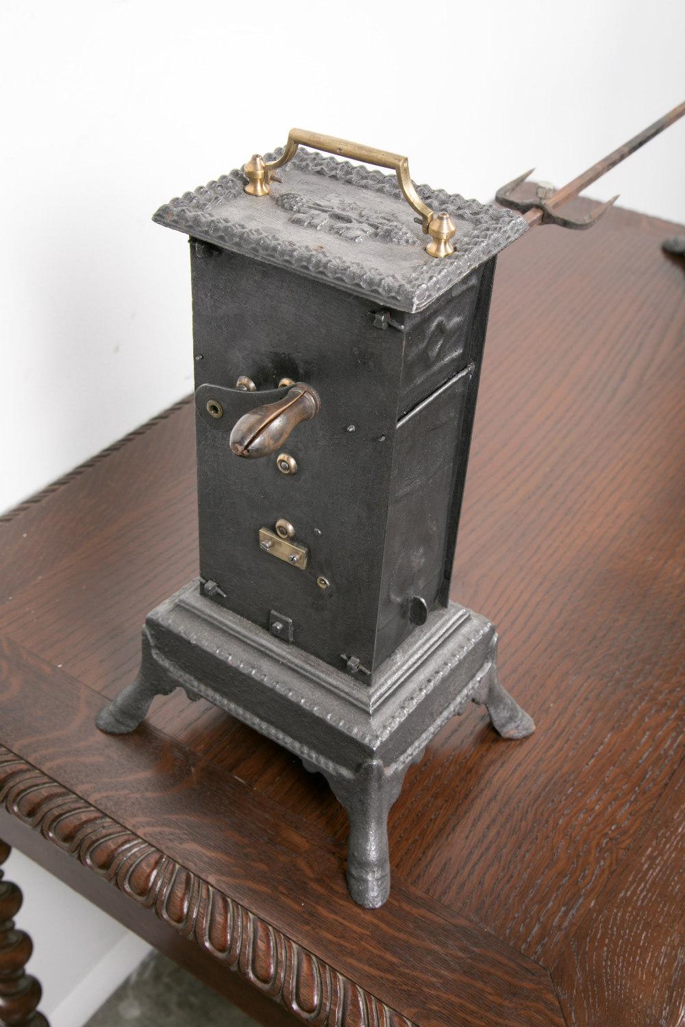 19th Century French Cast Iron Clockwork Rotisserie Spit Jack In Good Condition In Birmingham, AL