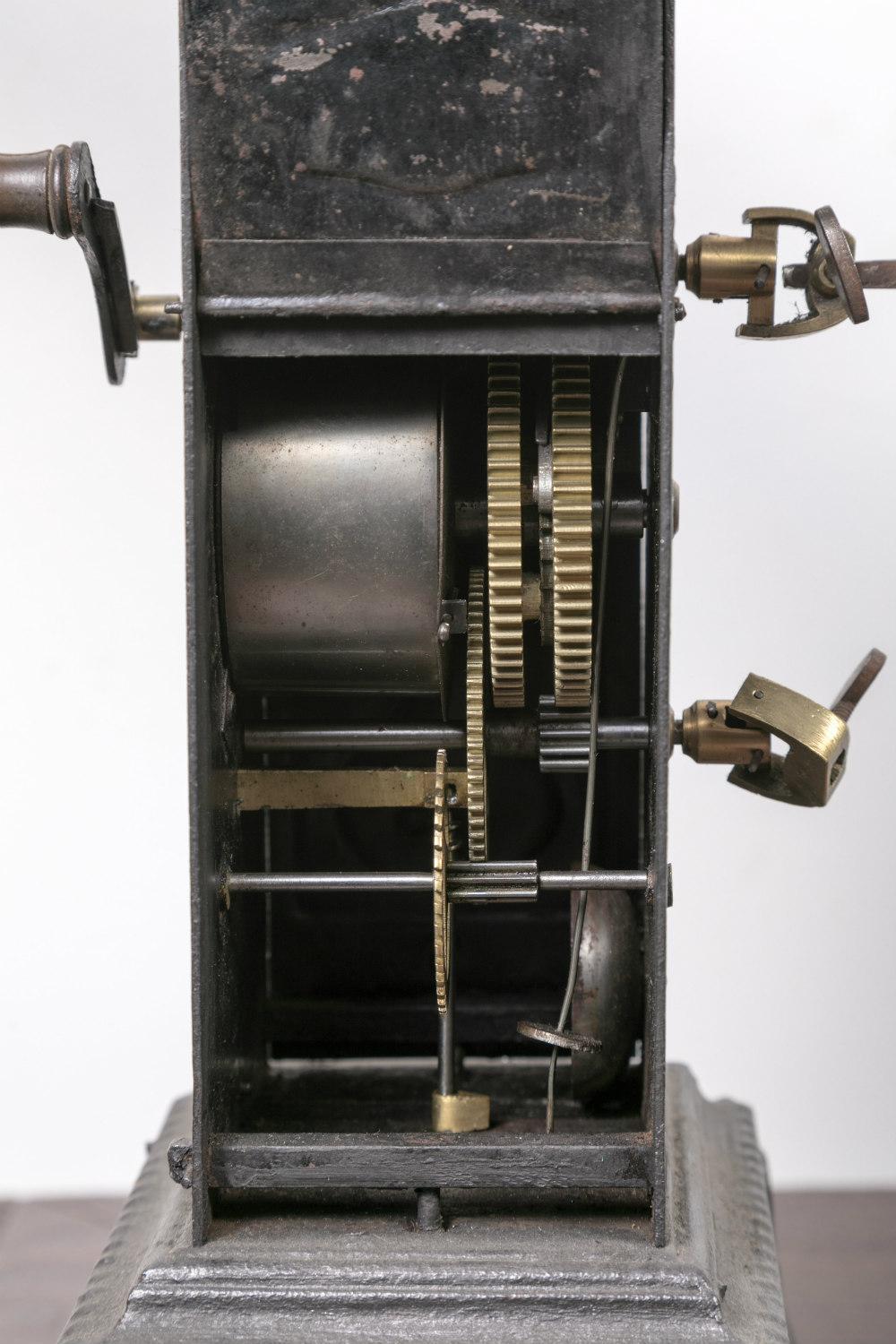 19th Century French Cast Iron Clockwork Rotisserie Spit Jack 2