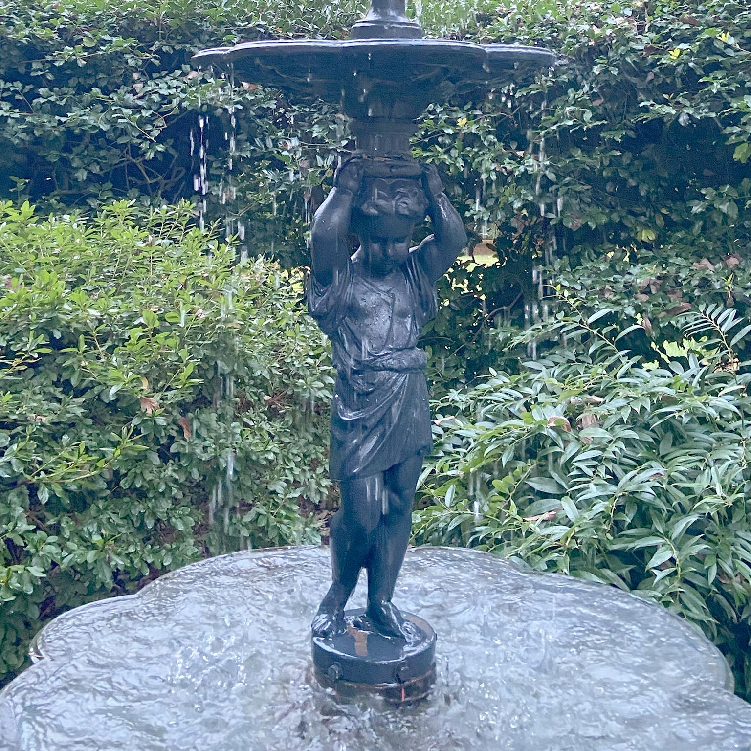 Fine XIX secolo Fontana in ghisa francese del XIX secolo in vendita