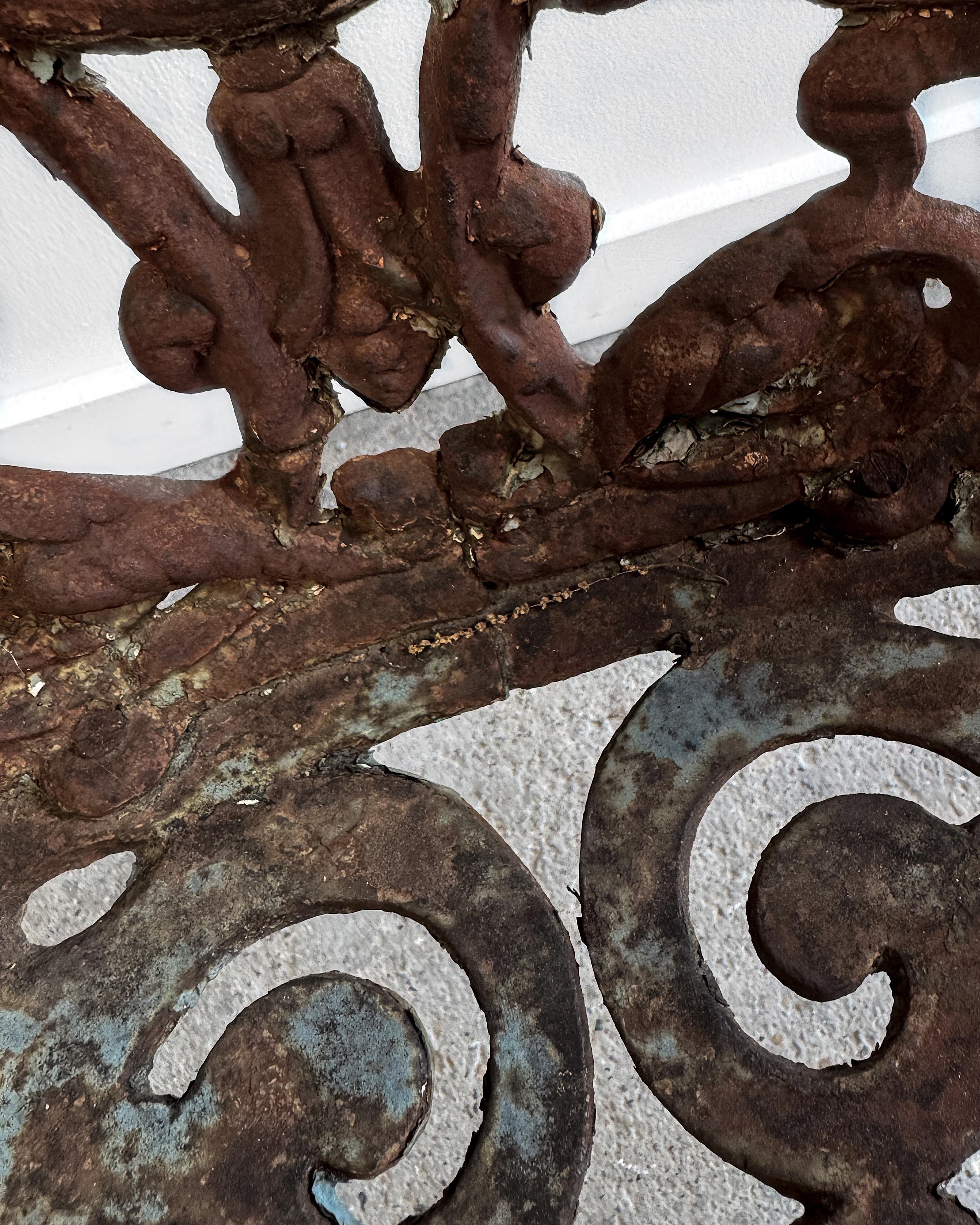 19th Century French Cast Iron Garden Settee For Sale 11