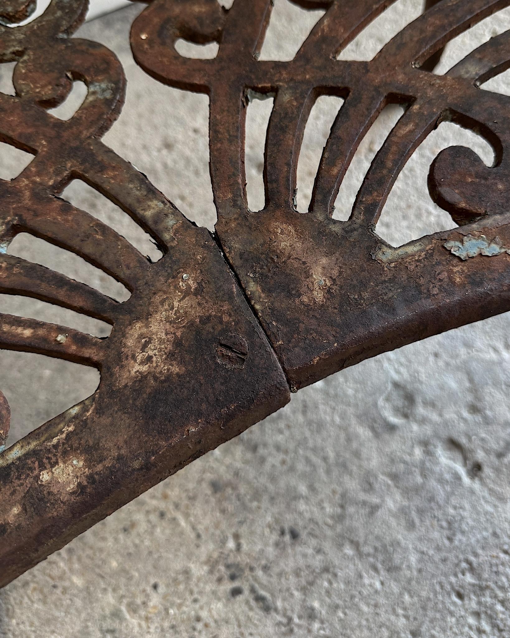 19th Century French Cast Iron Garden Settee For Sale 12