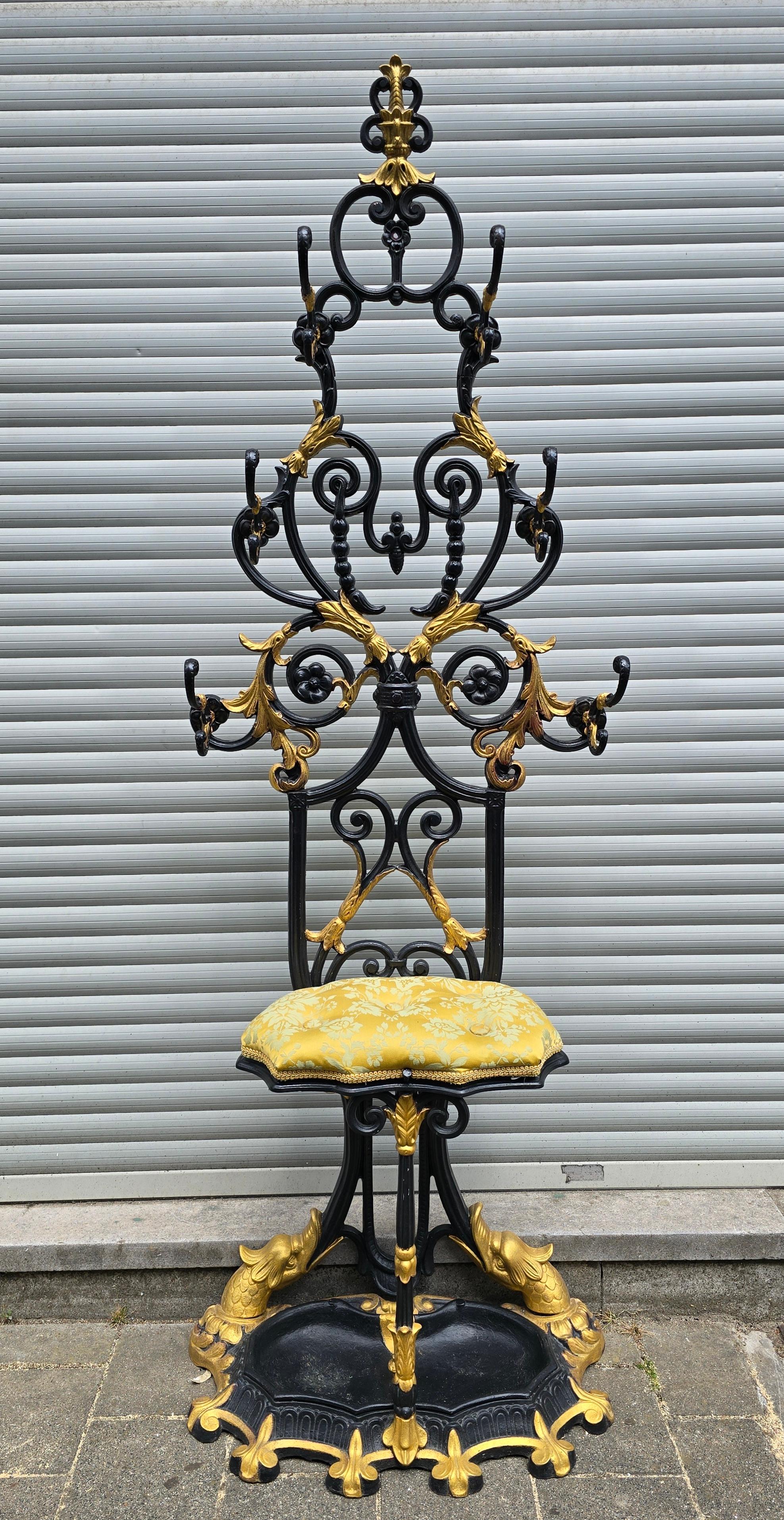19th Century French Cast Iron Hall Stand with Gilded Accents en vente 2
