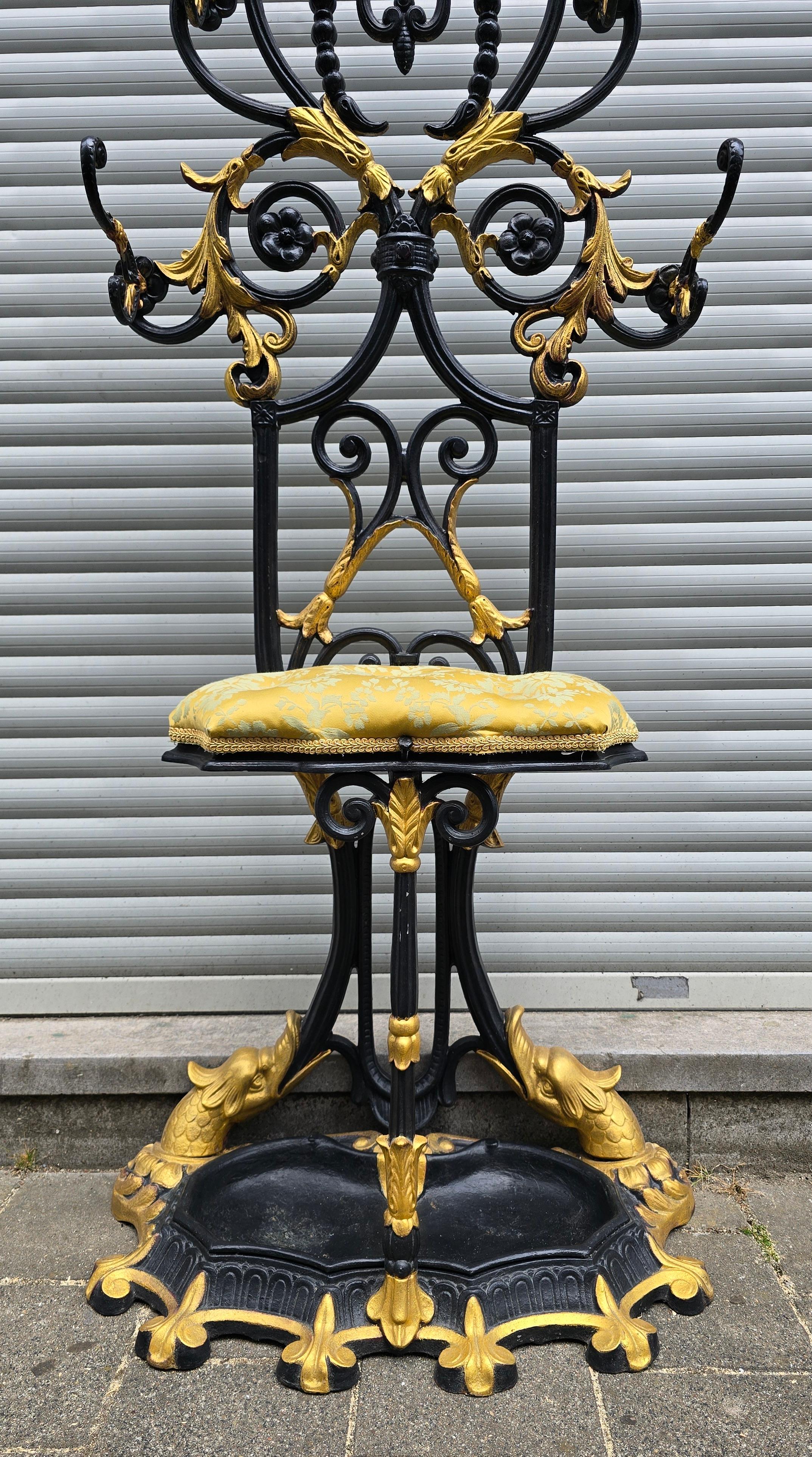 19th Century French Cast Iron Hall Stand with Gilded Accents en vente 3