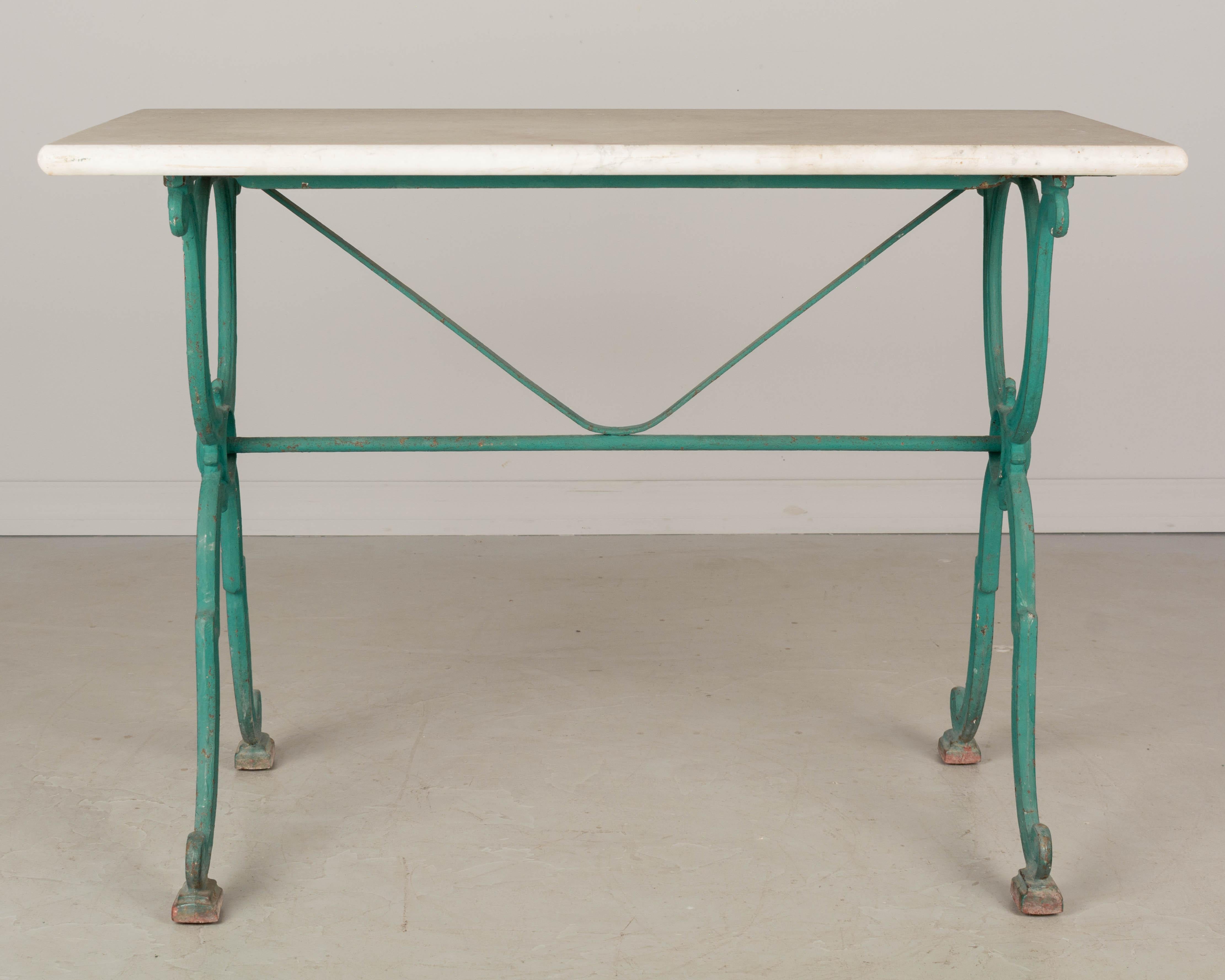 19th Century French Cast Iron Marble Top Bistro Table In Good Condition In Winter Park, FL