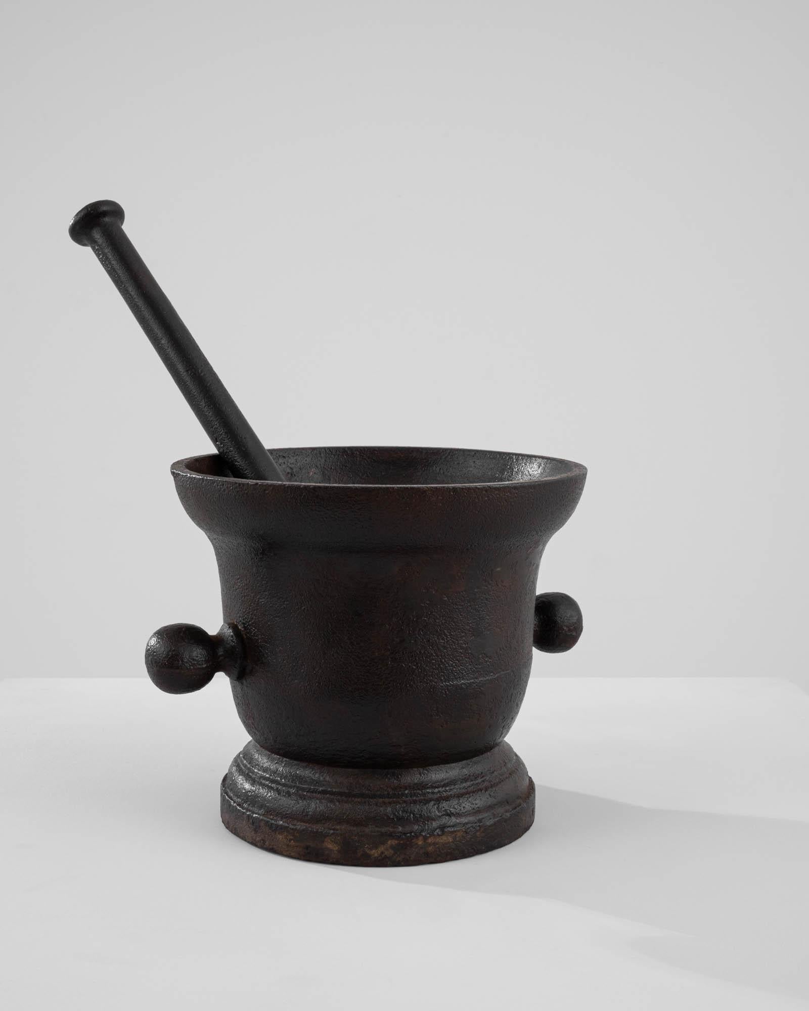 19th Century French Cast Iron Mortar with Pestle In Good Condition For Sale In High Point, NC