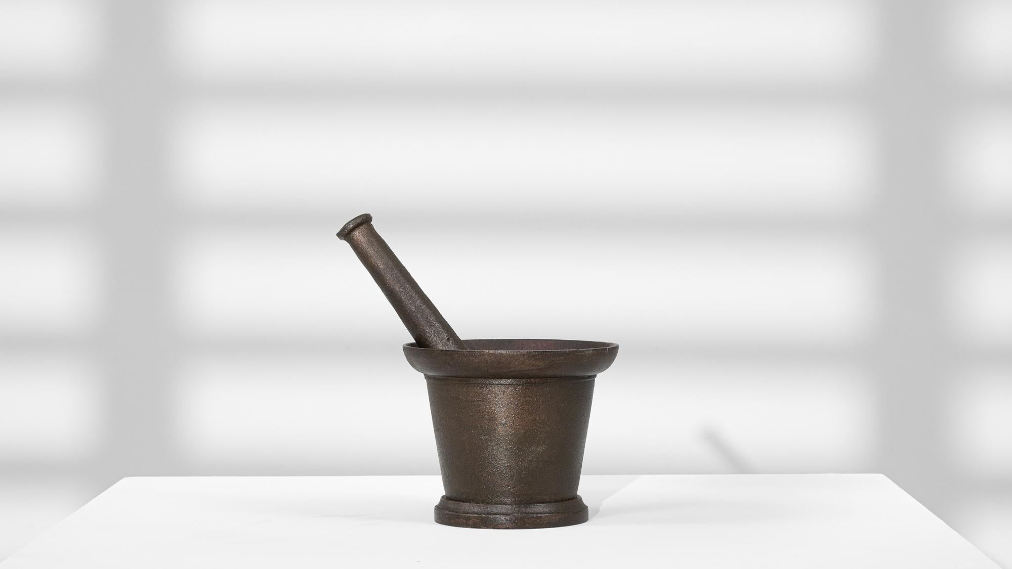19th Century French Cast Iron Mortar With Pestle For Sale 4