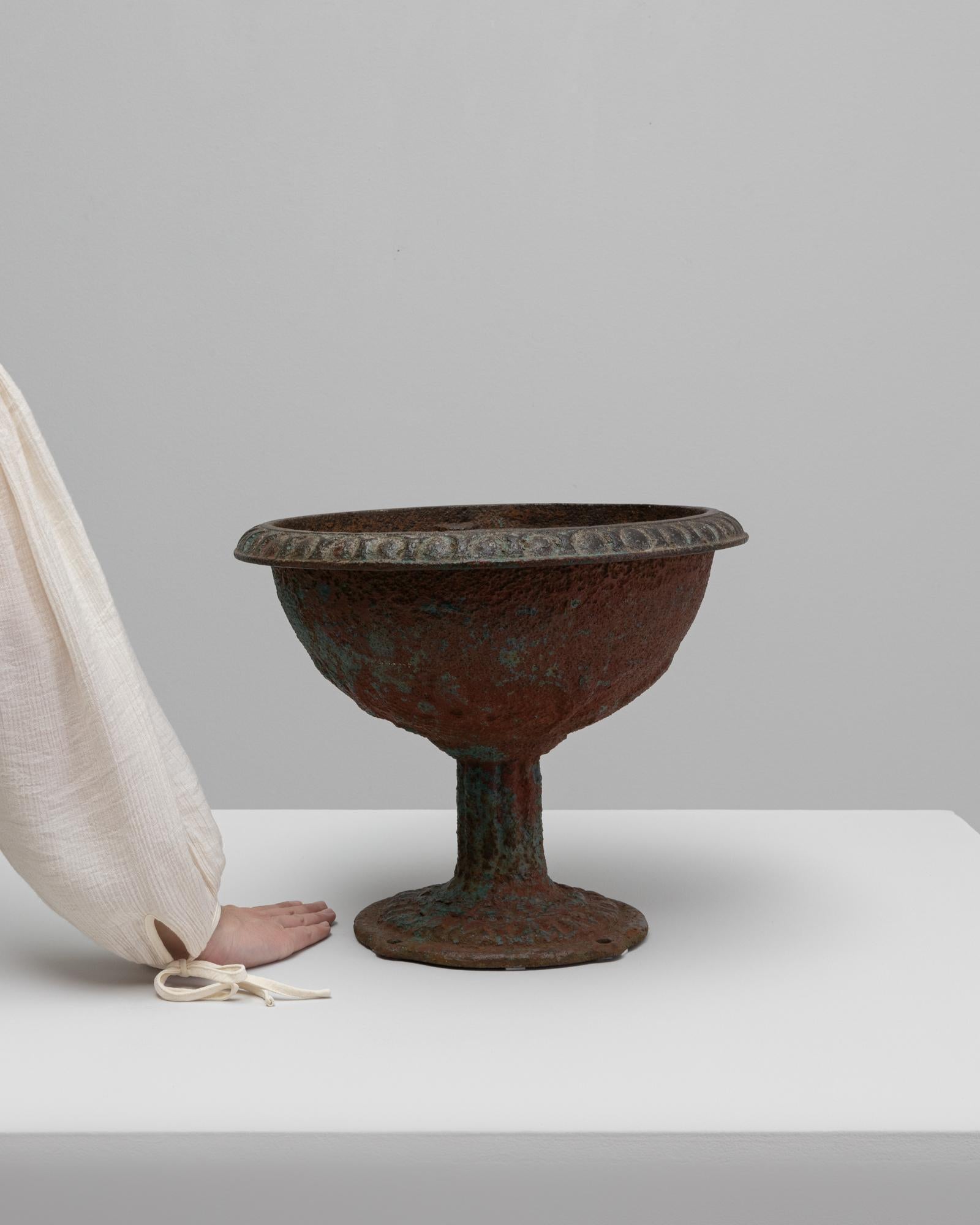 Francese Fioriera in ghisa francese del XIX secolo in vendita