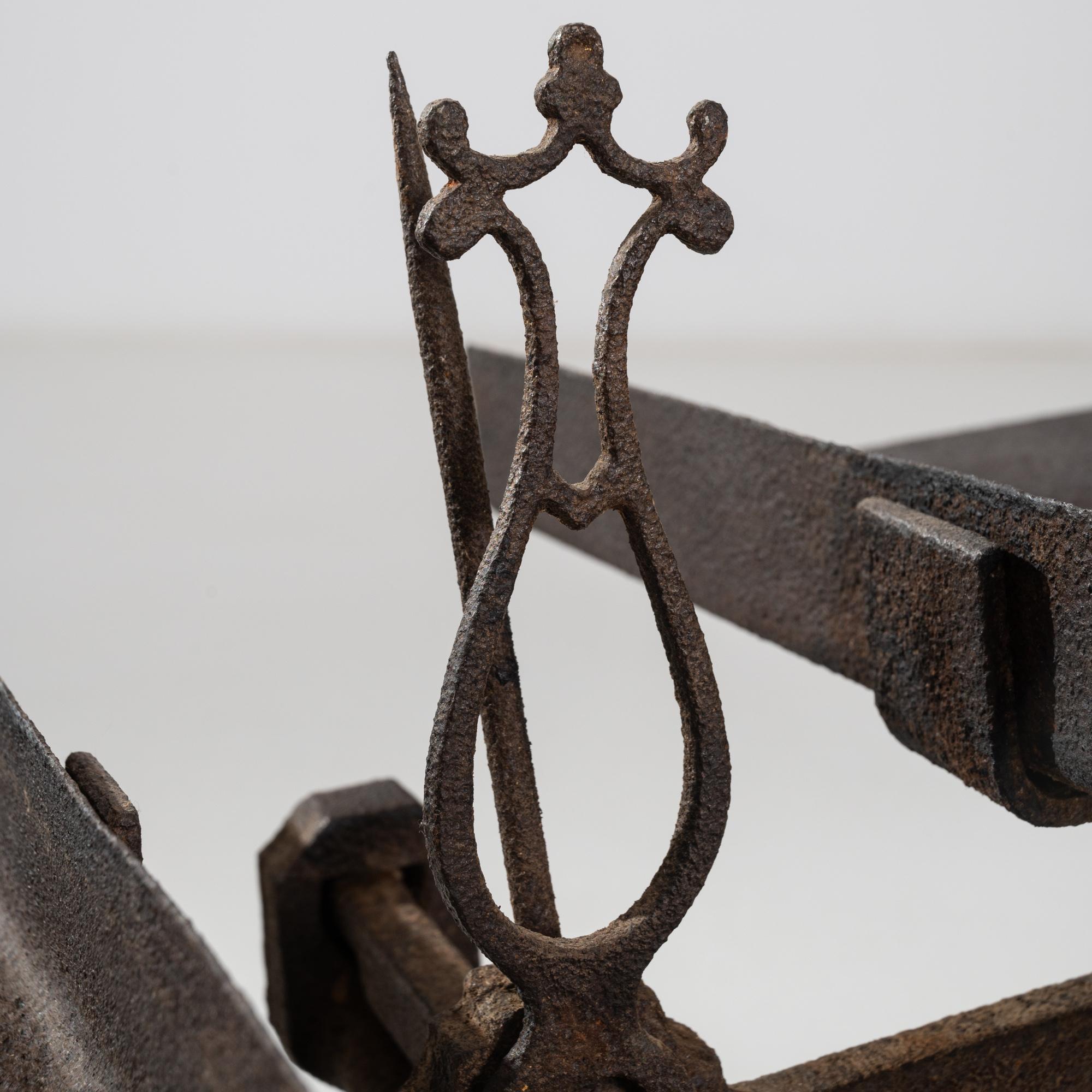 19th Century French Cast Iron Scale For Sale 2